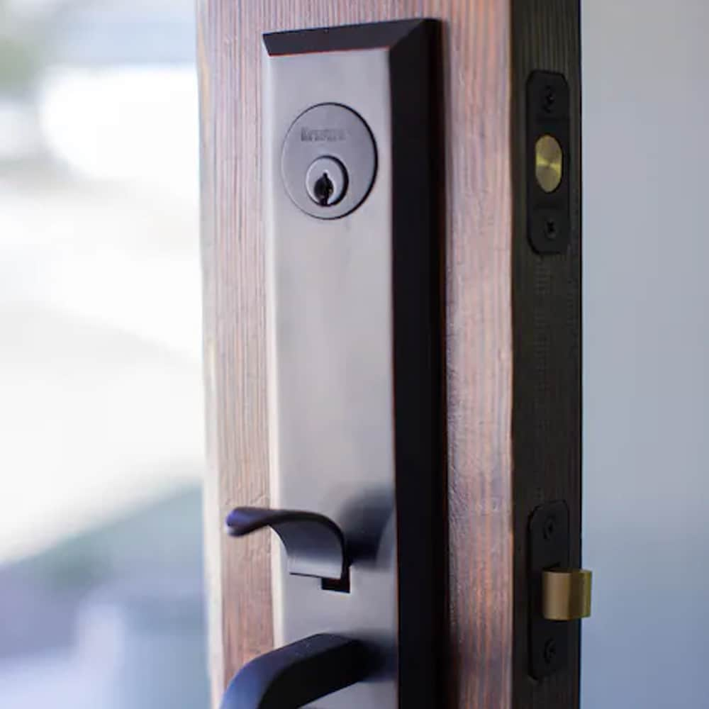 Delaney Hardware Bravura Matte Black Exterior Single-cylinder deadbolt ...