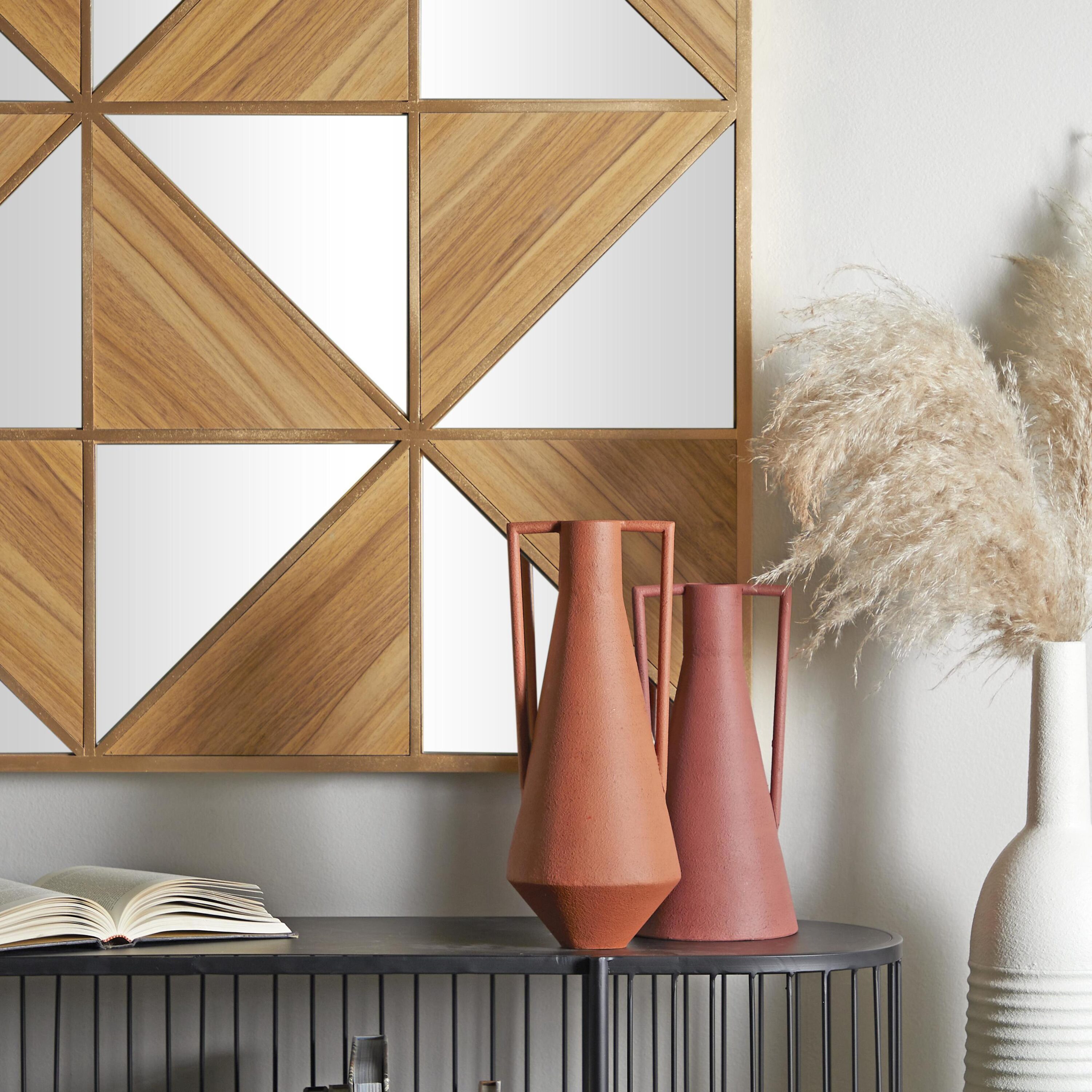 The Novogratz 32977 2 -Pack Multiple colors/finishes Metal Modern Vase