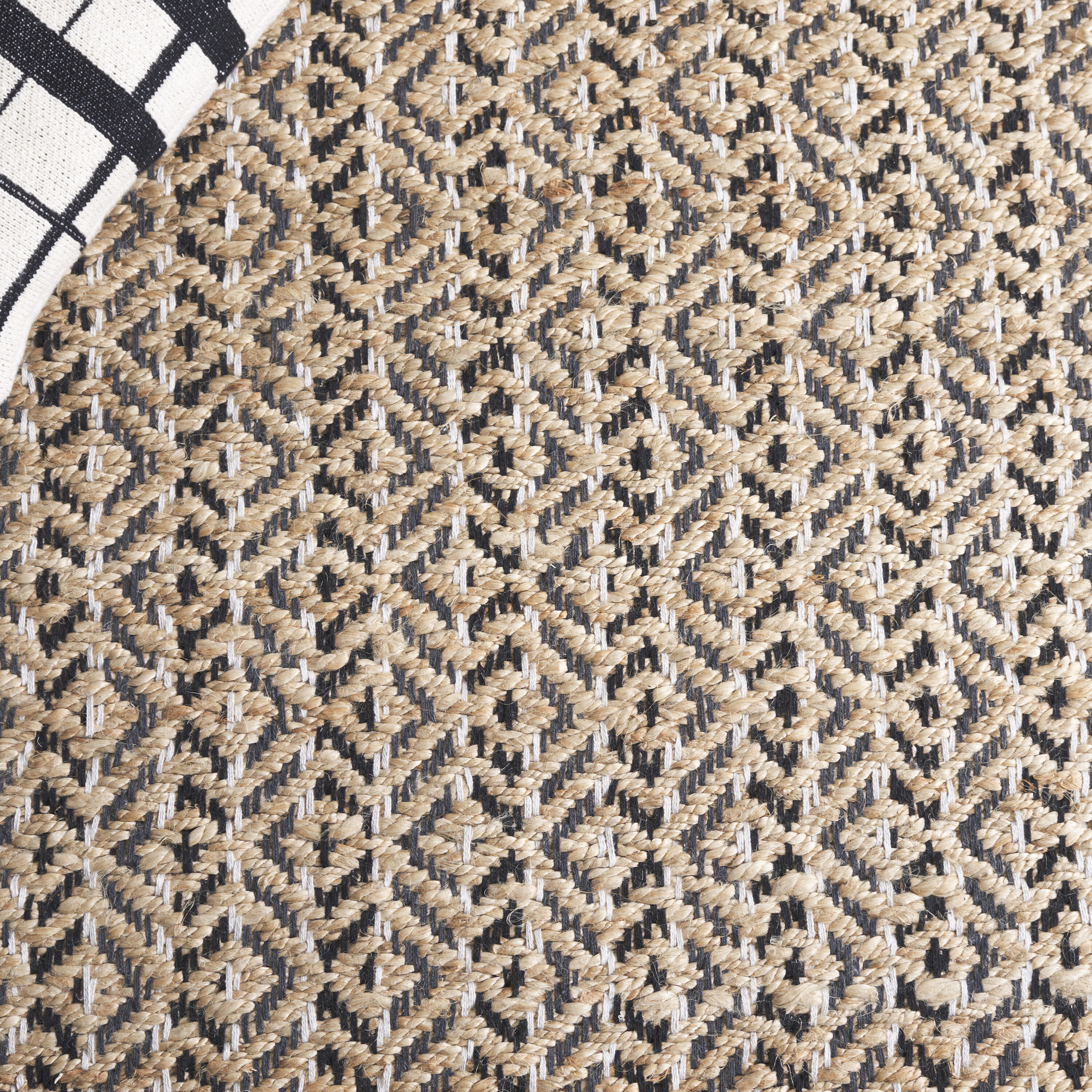 Safavieh NFB661Z-6 rugs - View #4
