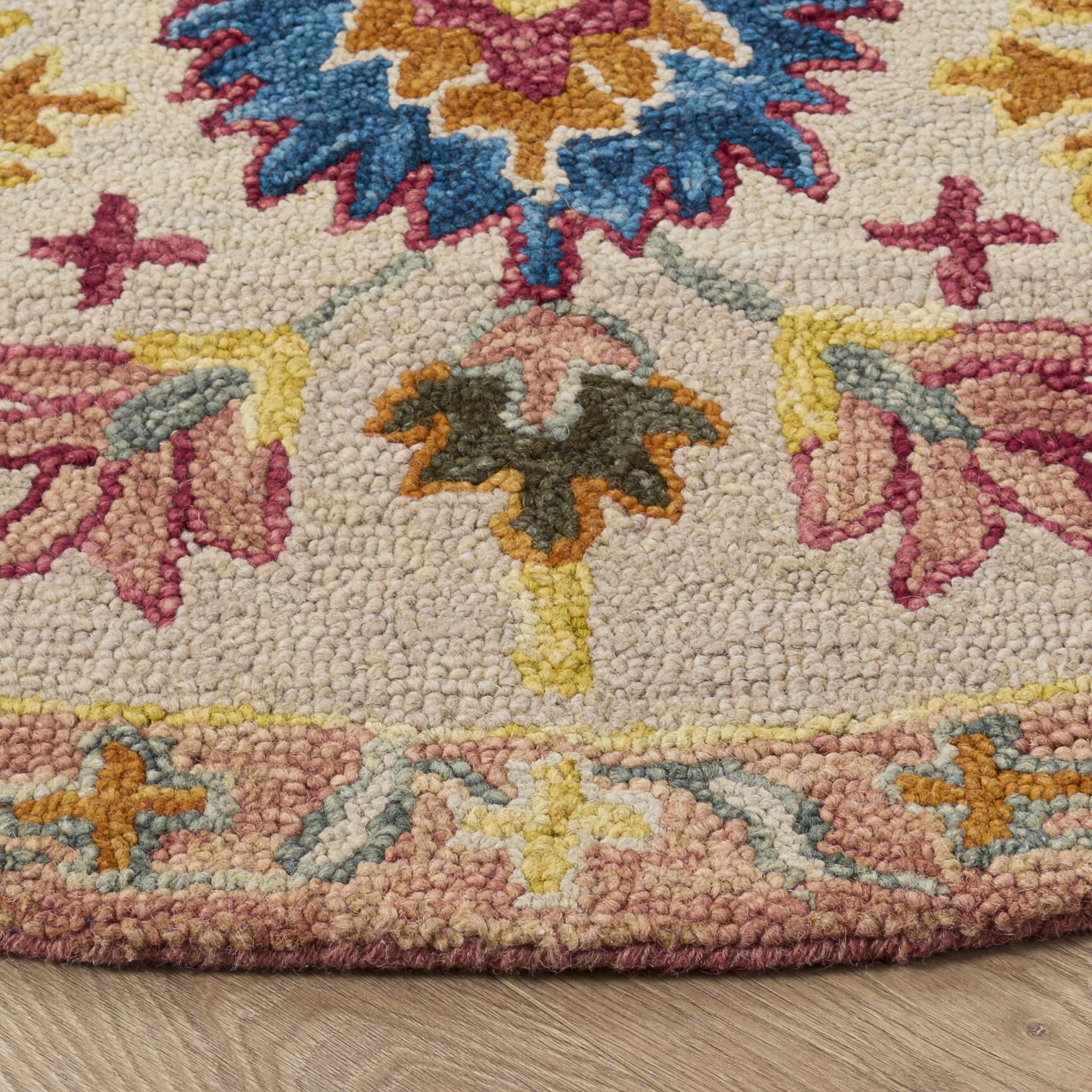 Safavieh APN103P-5R rugs - View #3