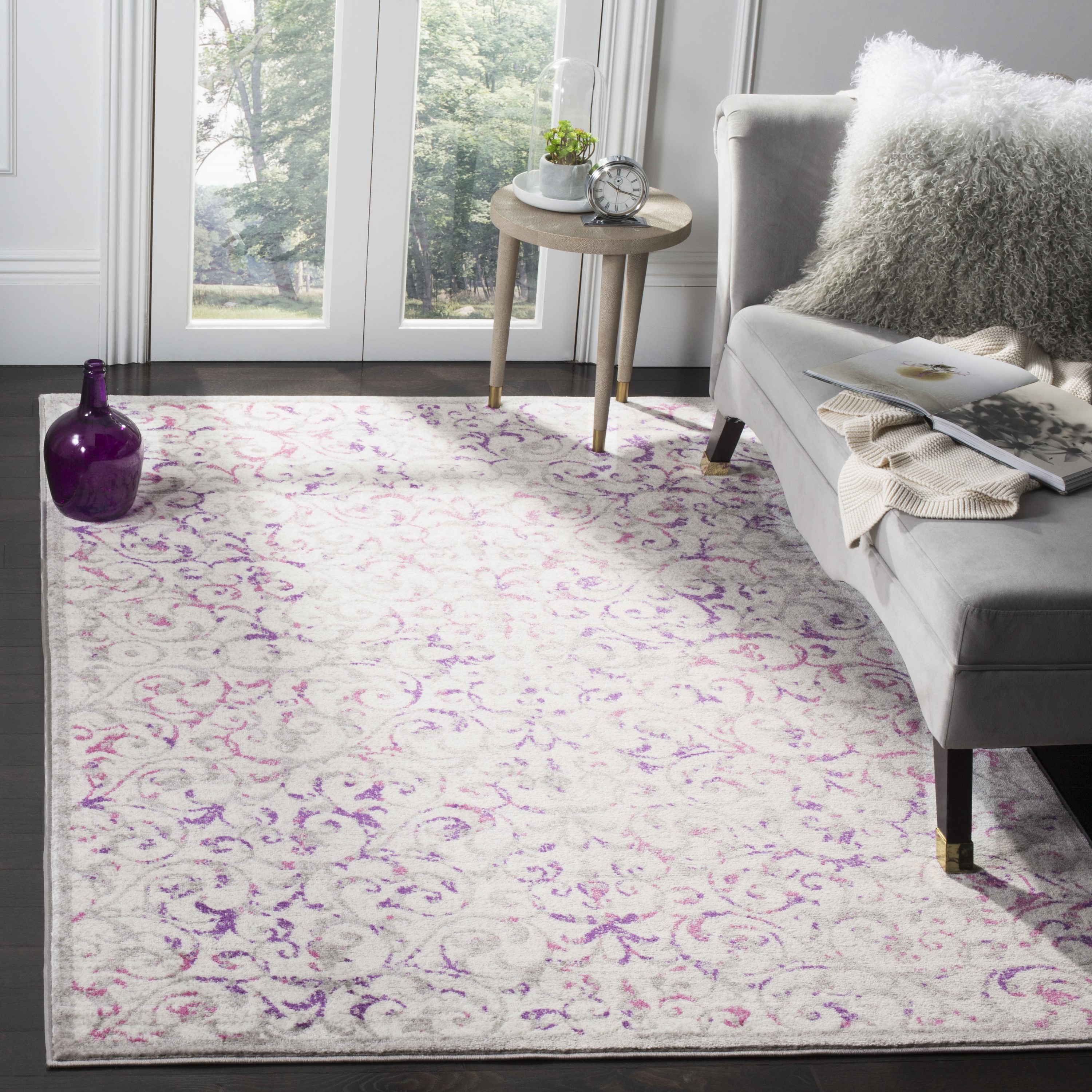 Safavieh SKY198F-6SQ Skyler Ayla 7 x 7 (ft) Loomed Polypropylene Ivory/Pink Square Indoor Floral/Botanical Area rug