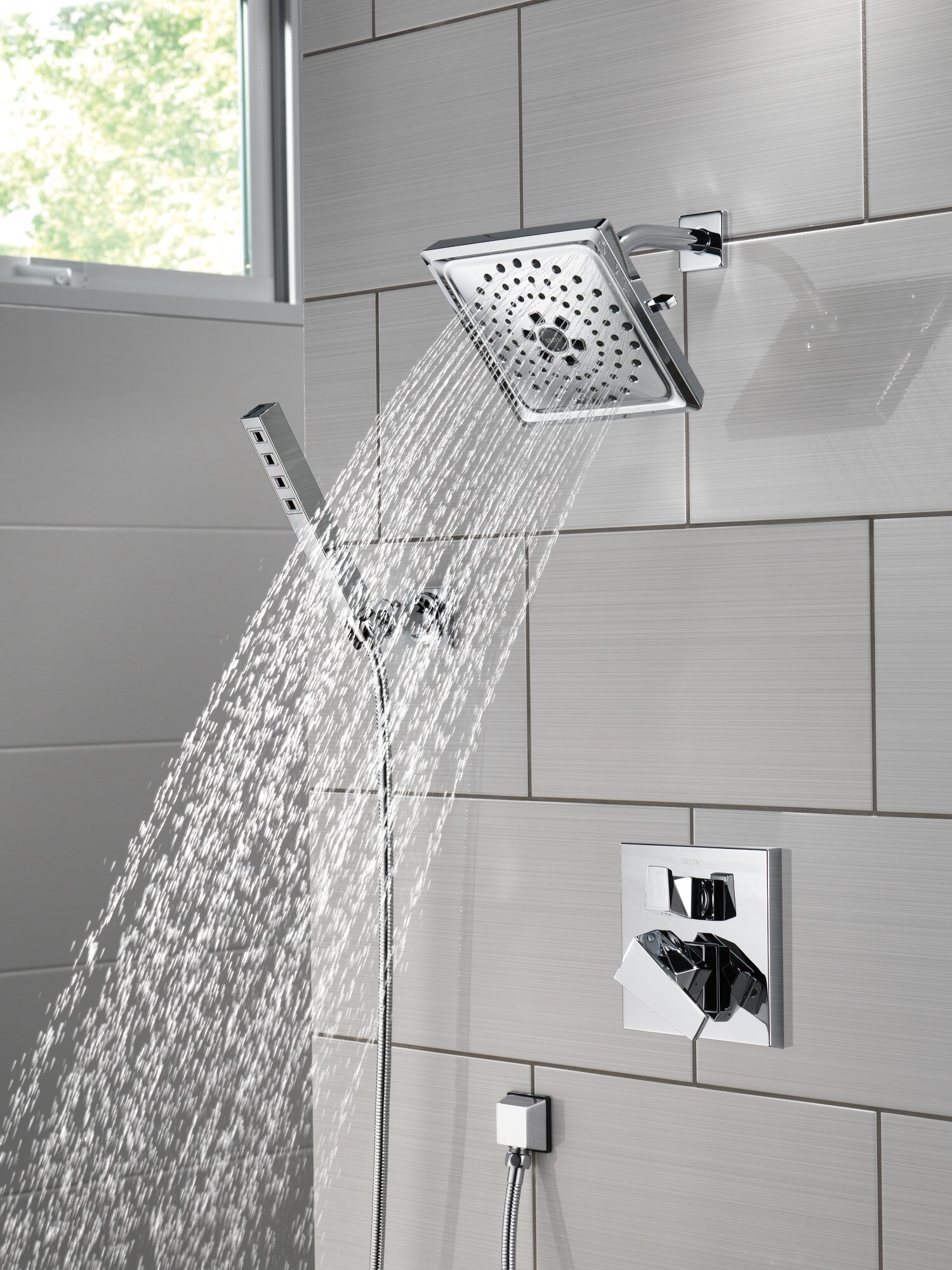 Delta T24843-PR Bath-Shower-Facc - View #8