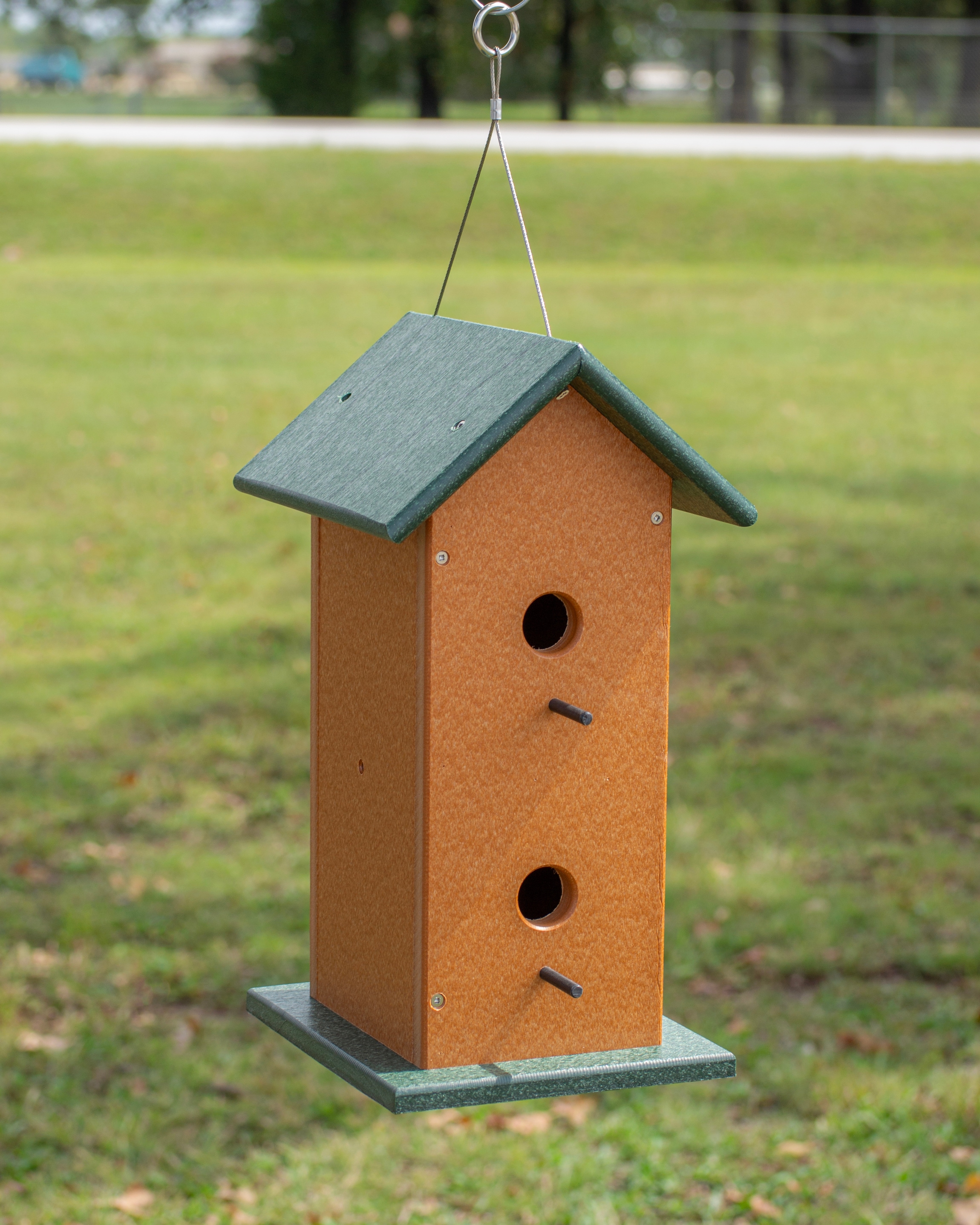 American Furniture Classics 14-in H Brown Recycled poly-lumber Bluebirds Aviary Predator Proof Bird House