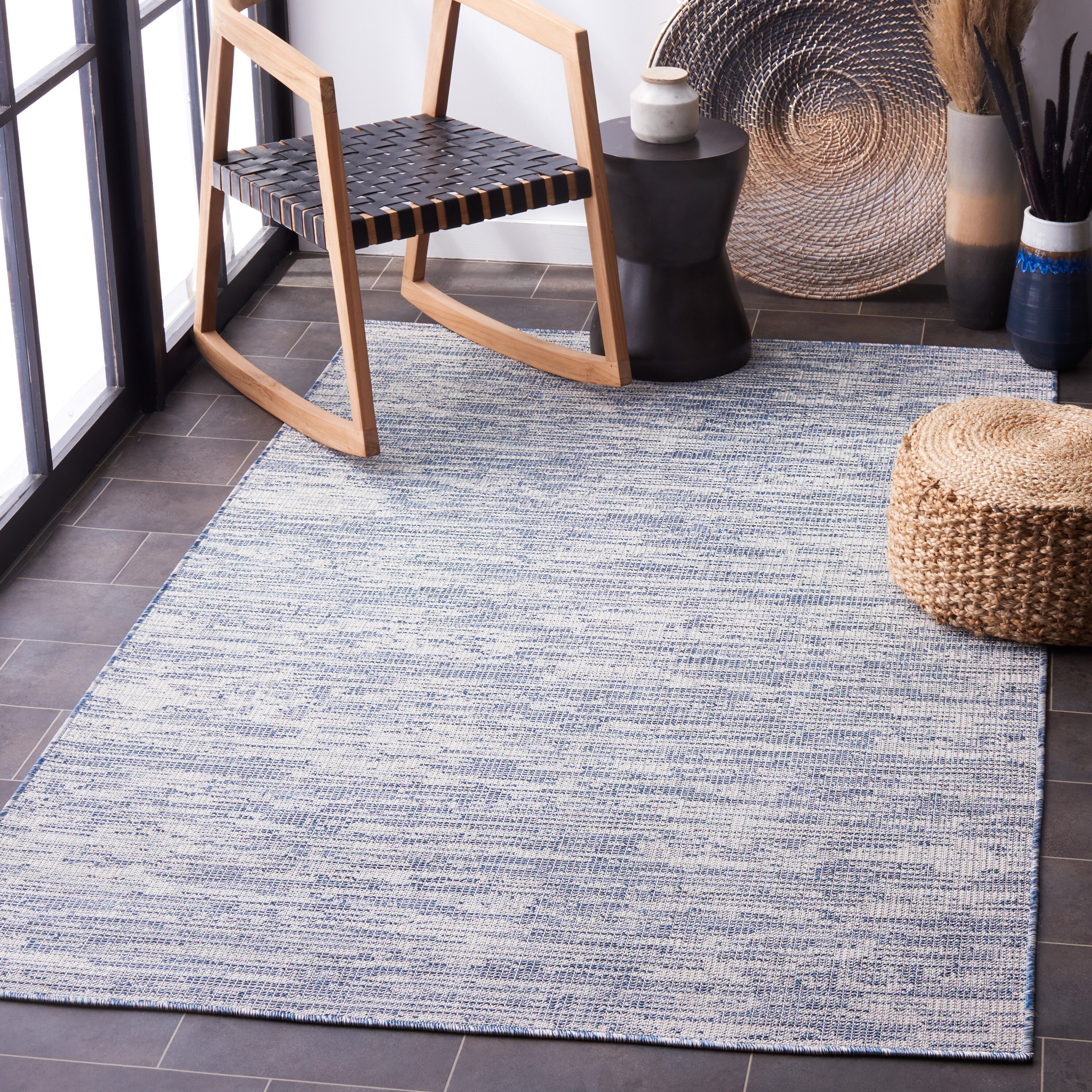 Safavieh HTN238M-5 rugs - View #3