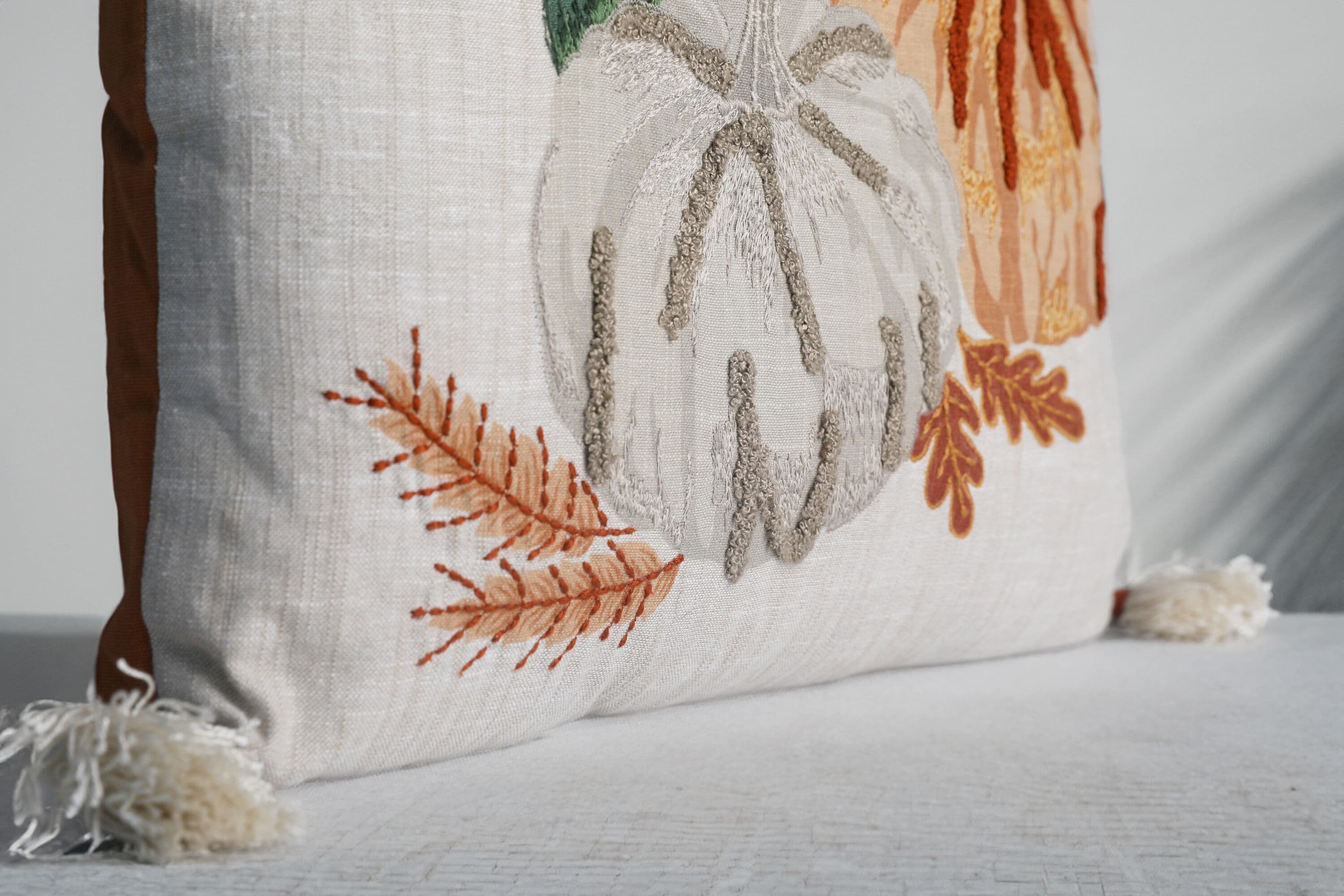 allen + roth WO-HRV/PW06A Accent-Pillows - View #3