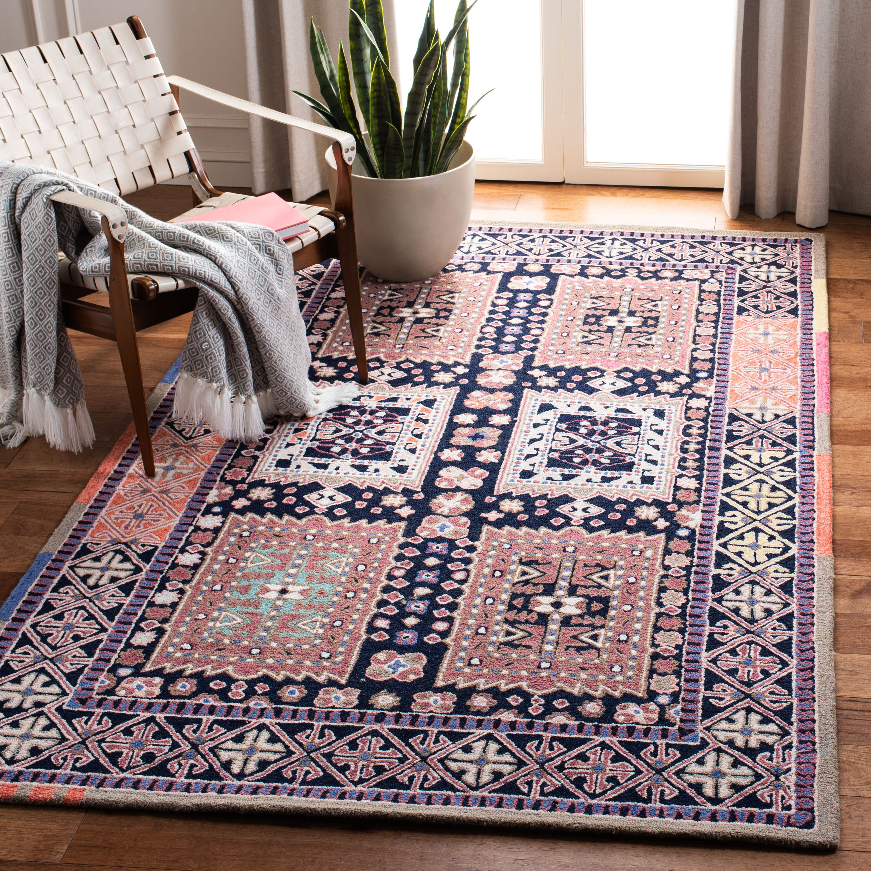  Bellagio 609 Black/Navy Traditional 5ft x 8ft Medium Rectangle Rug