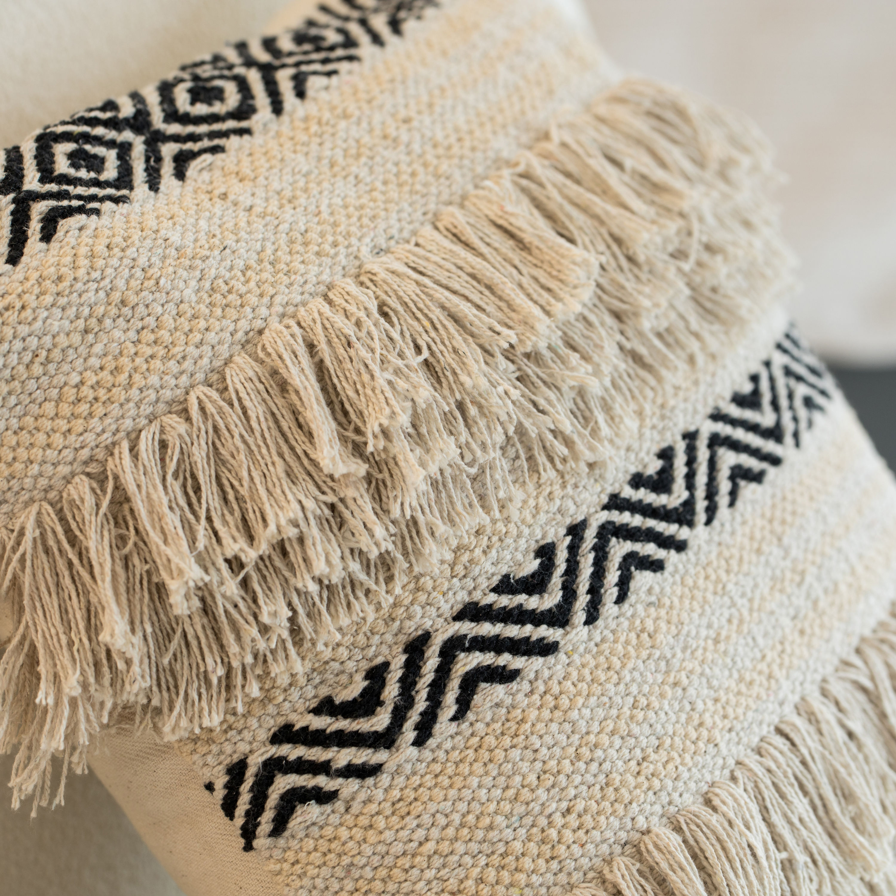 Deerlux QI004308.K Accent-Pillows - View #3