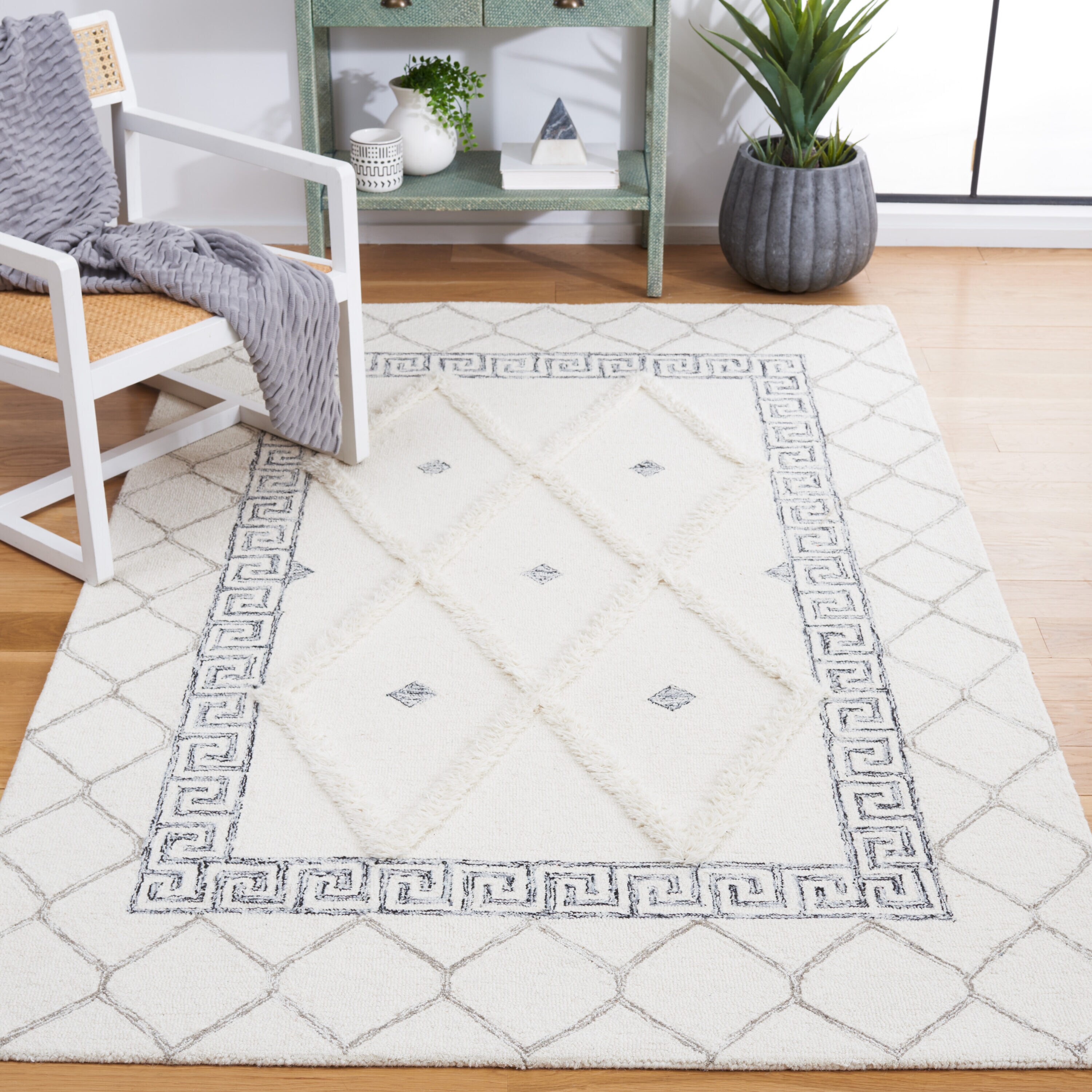  Casablanca 986 Ivory/Black Transitional 5ft x 8ft Medium Rectangle Rug