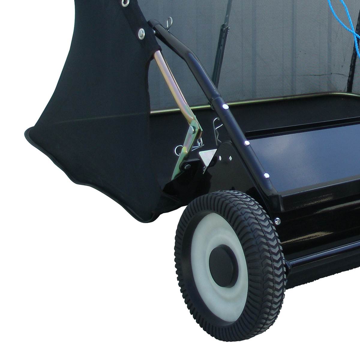 Yard Tuff 88978 Trimmer carrier