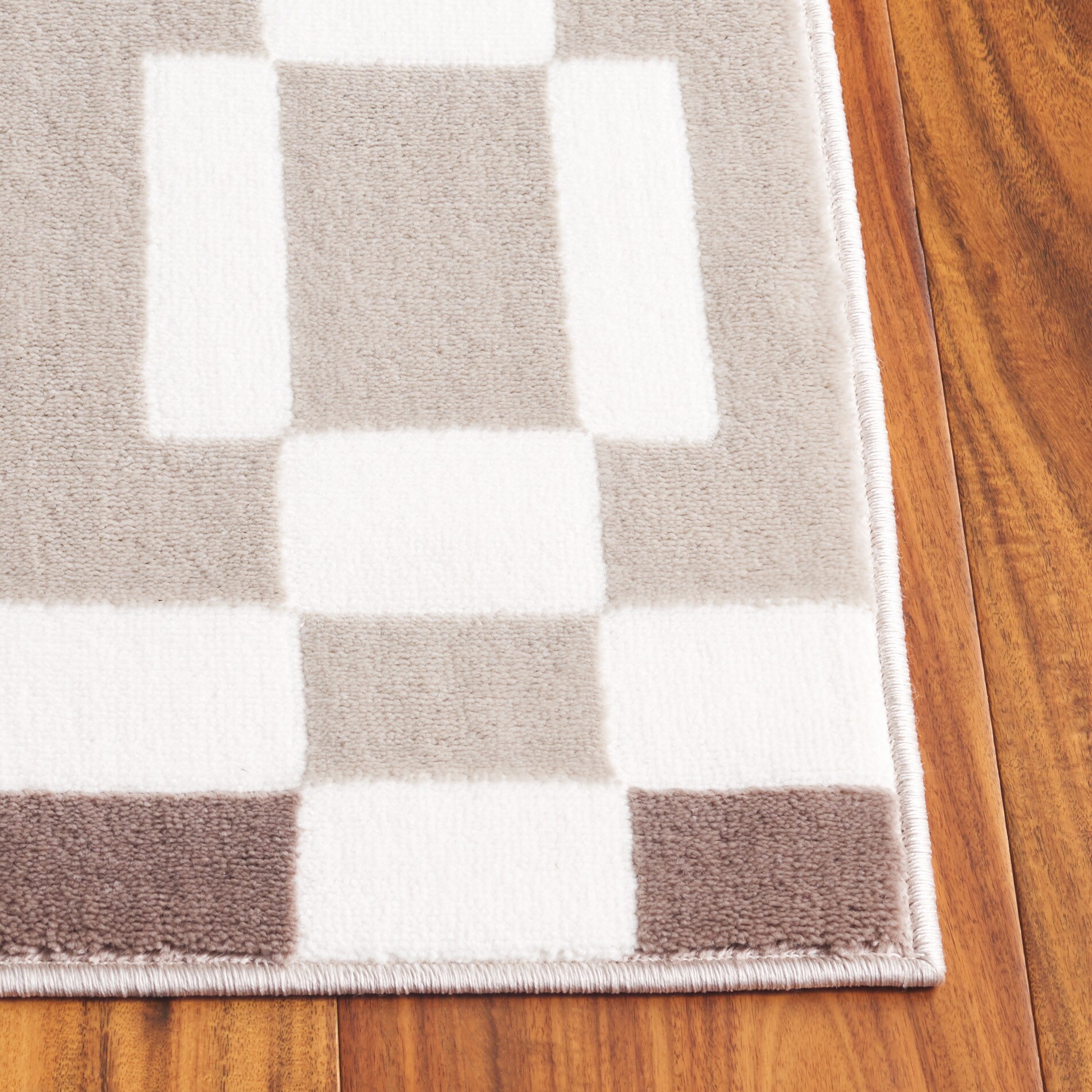 Safavieh GRV104A-7SQ rugs - View #2