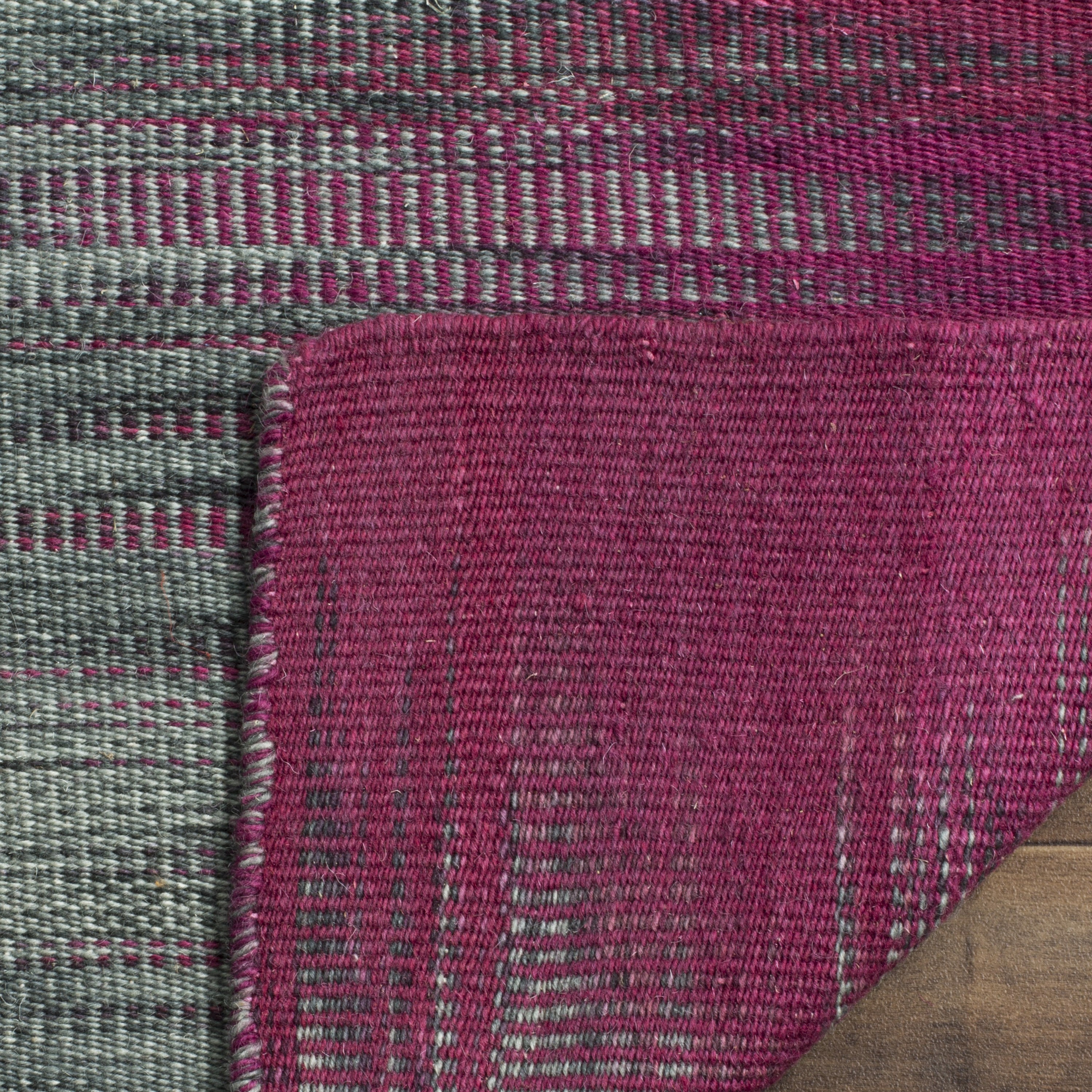 Safavieh KLM819B-5 rugs - View #4