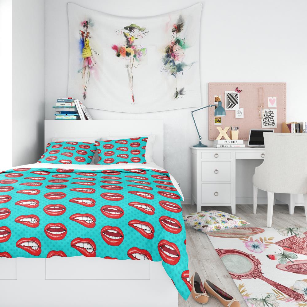Designart BED18569-Q N/AN/A 3-Piece Red Queen Duvet Cover Set
