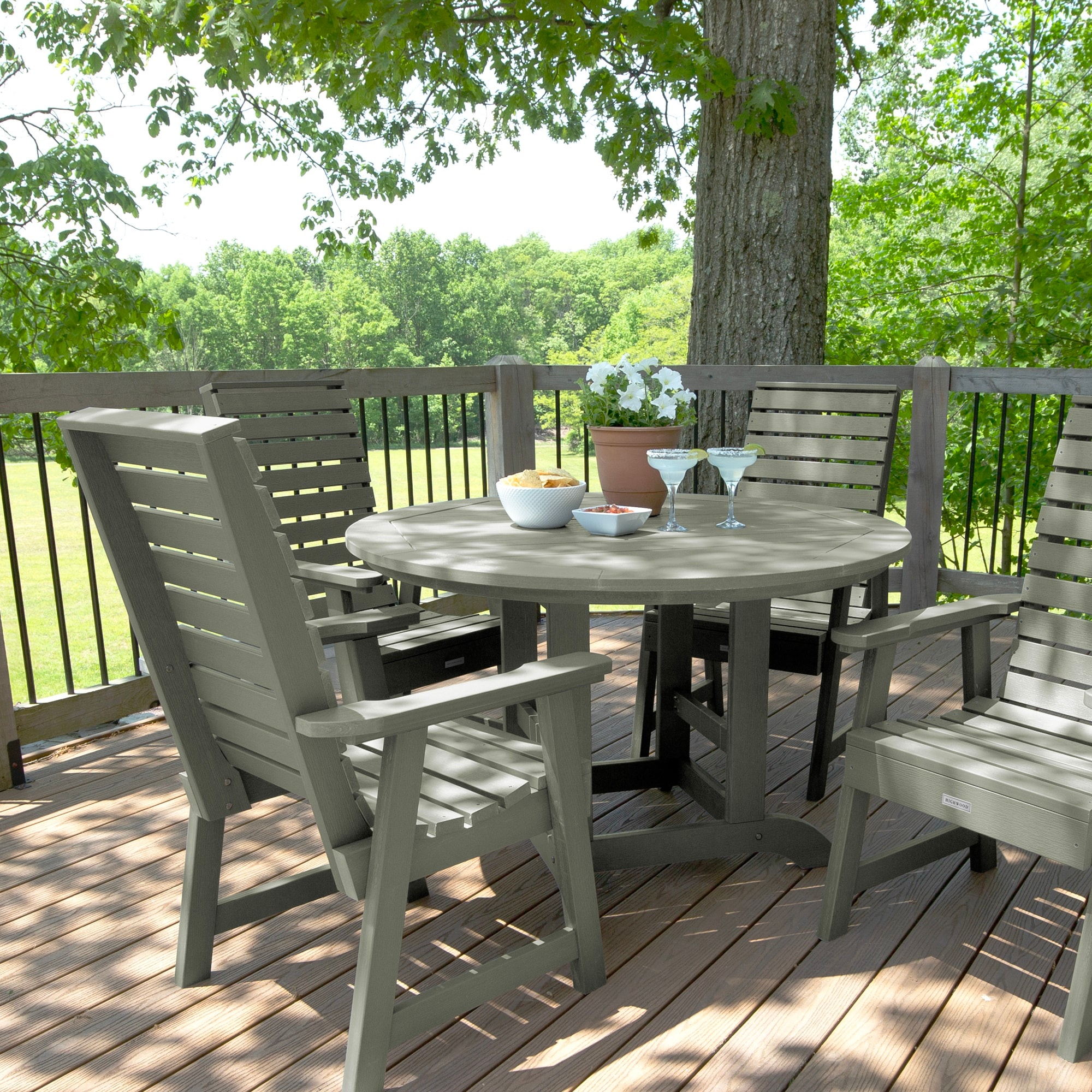 highwood AD-DNW48-EUC Weatherly 5 -Piece Eucalyptus Patio Dining Set Plastic Round Table with 4 Stationary Chairs