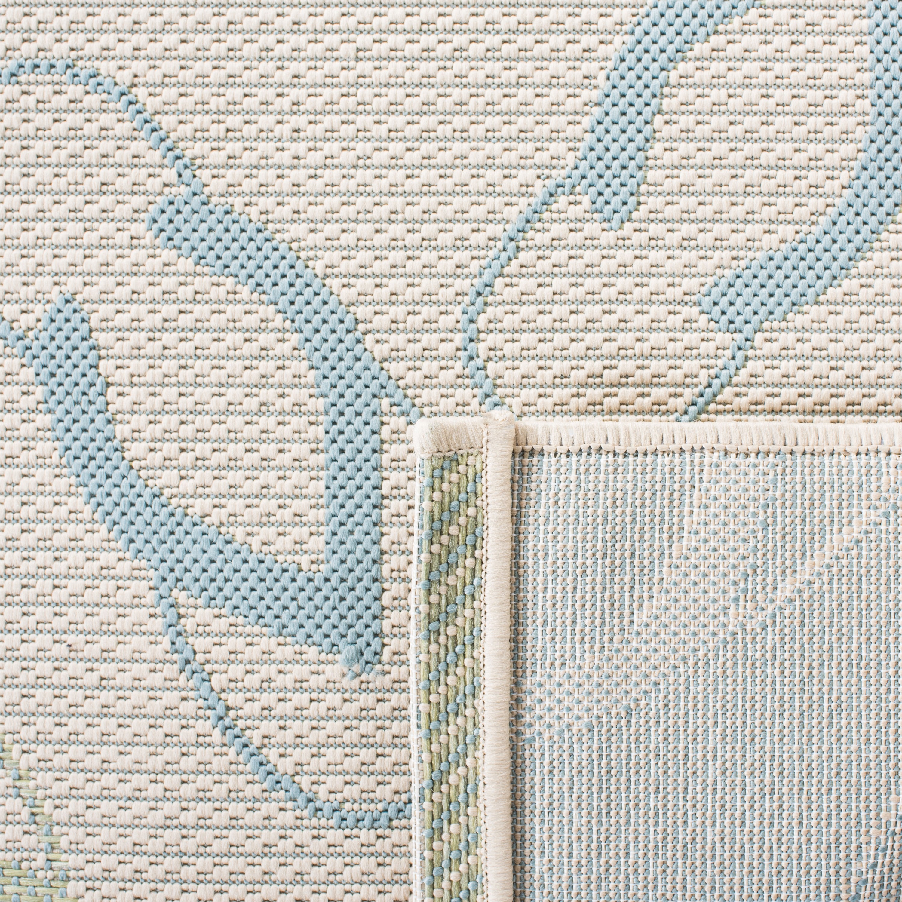 Beige & Aqua Easy-Care Synthetic Indoor/Outdoor Area Rug - 2'7" x 5'
