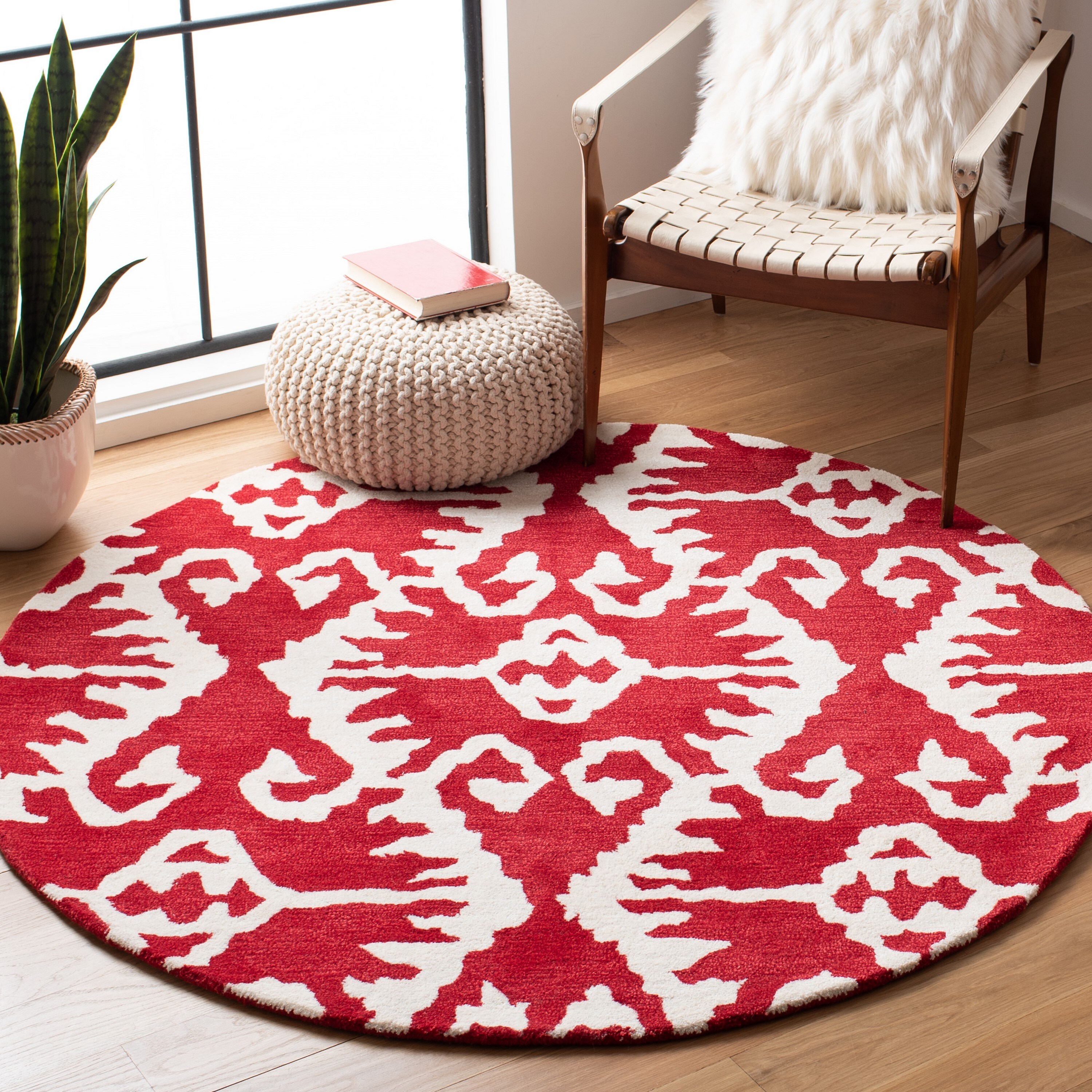 Safavieh WYD323R-5R Wyndham Ince 5 x 5 (ft) Tufted Wool Red/Ivory Round Indoor Ikat Bohemian/Eclectic Area rug