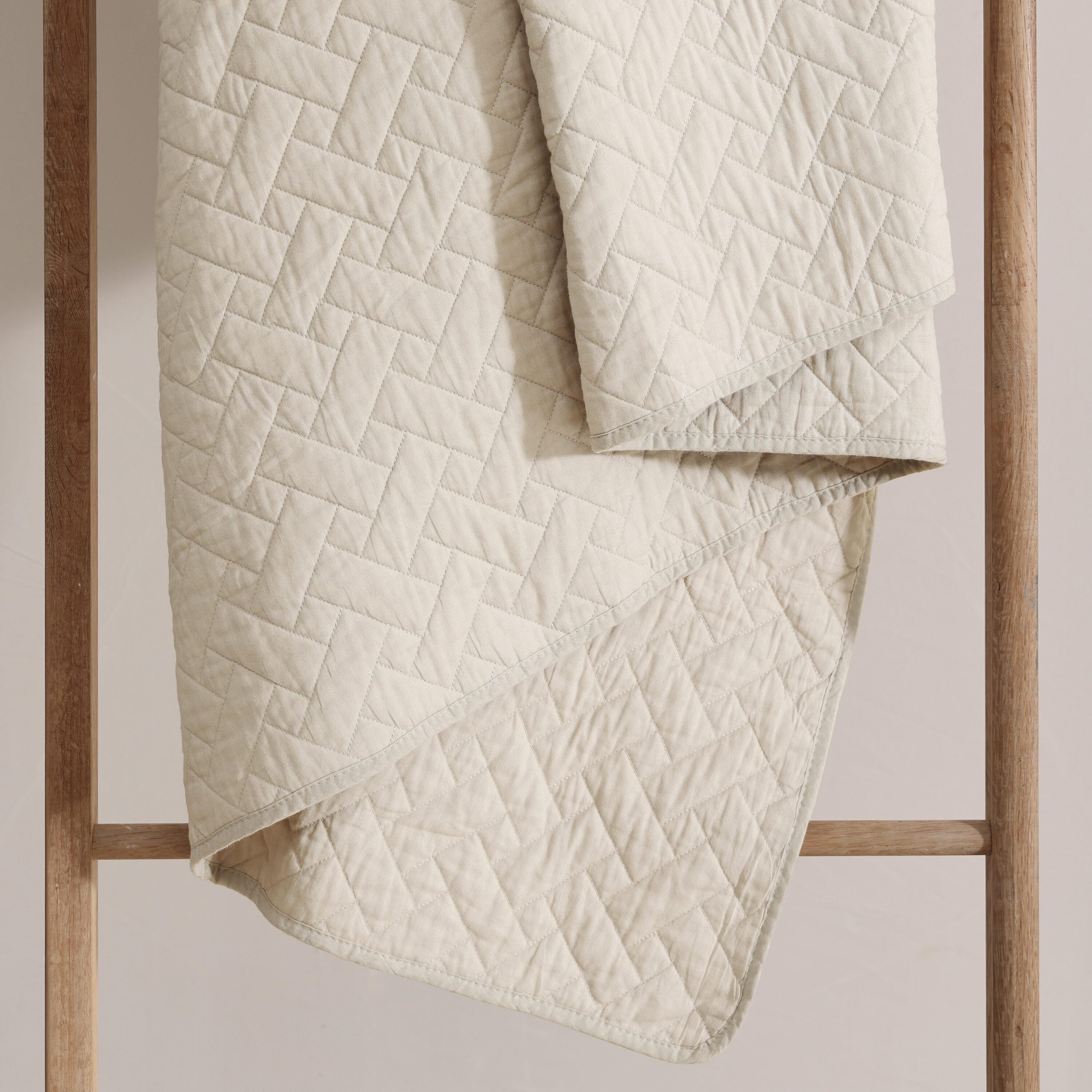 Tommy Bahama 207891 bedding - View #7