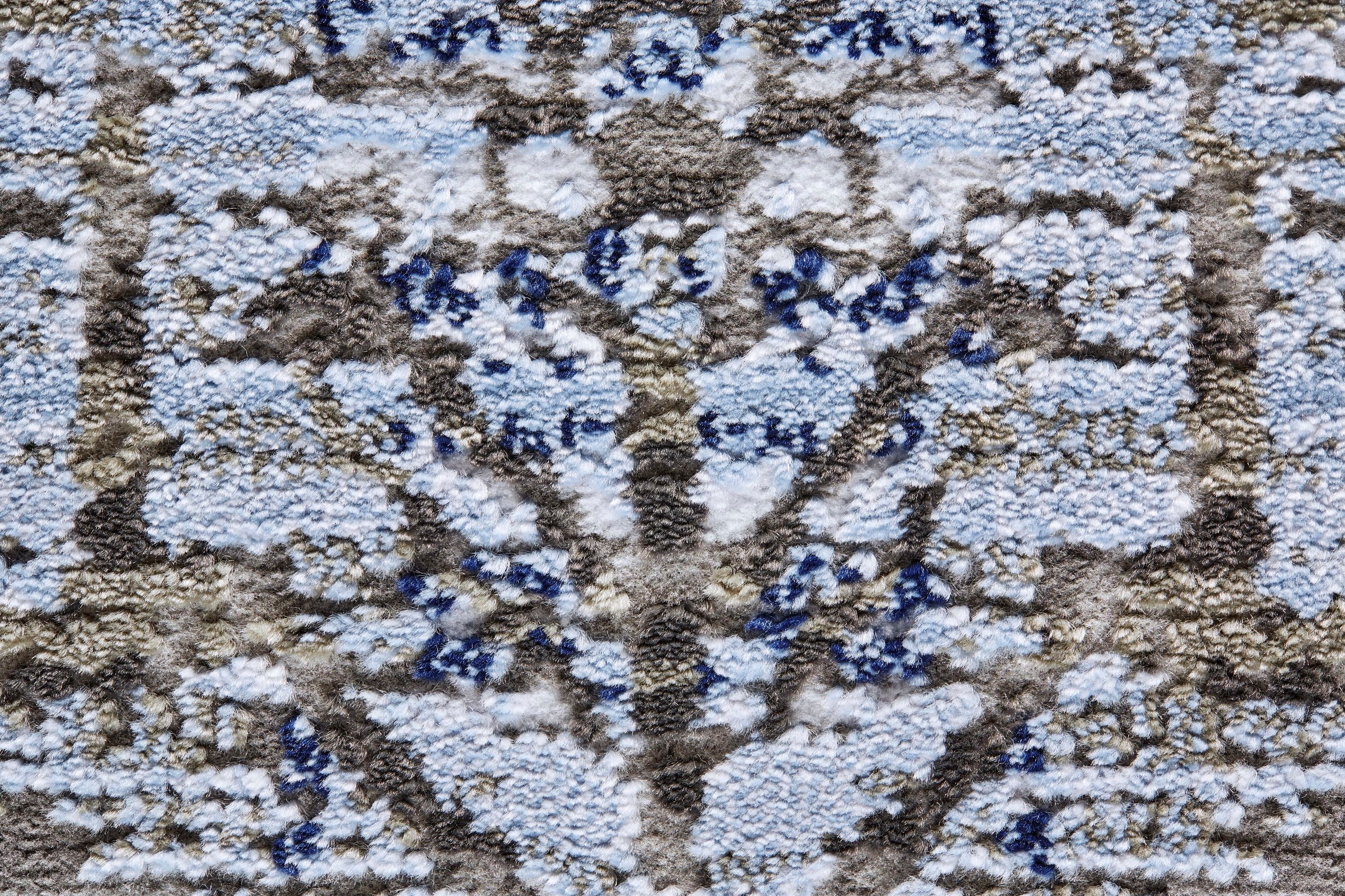 Gaspar Blue and Gray Abstract Synthetic Area Rug 5'2" x 7'2"