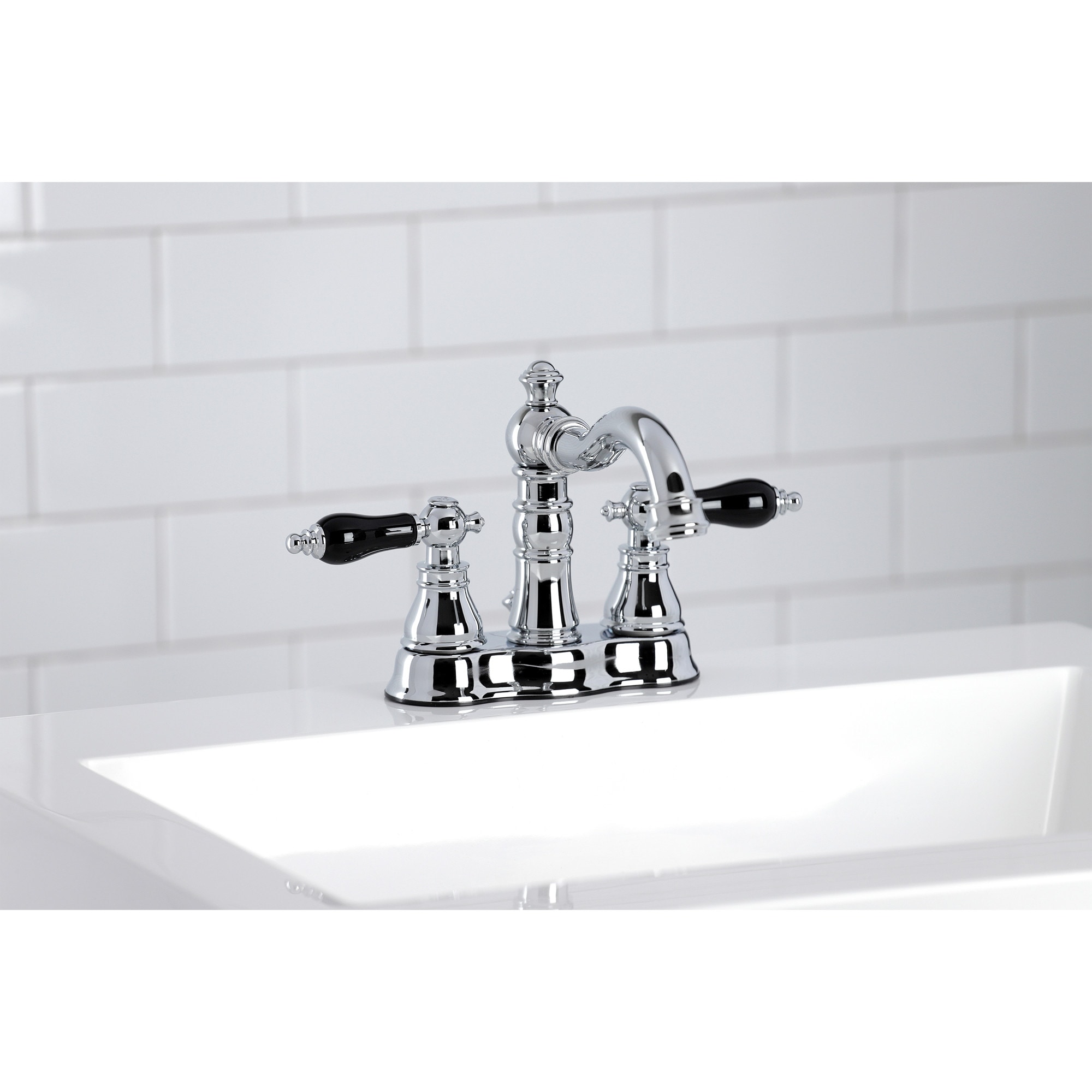 Kingston Brass WLFSC1601AKL Duchess Polished chrome 4-in centerset 2-handle Low-arc Residential Handle Bathroom Sink Faucet with Drain