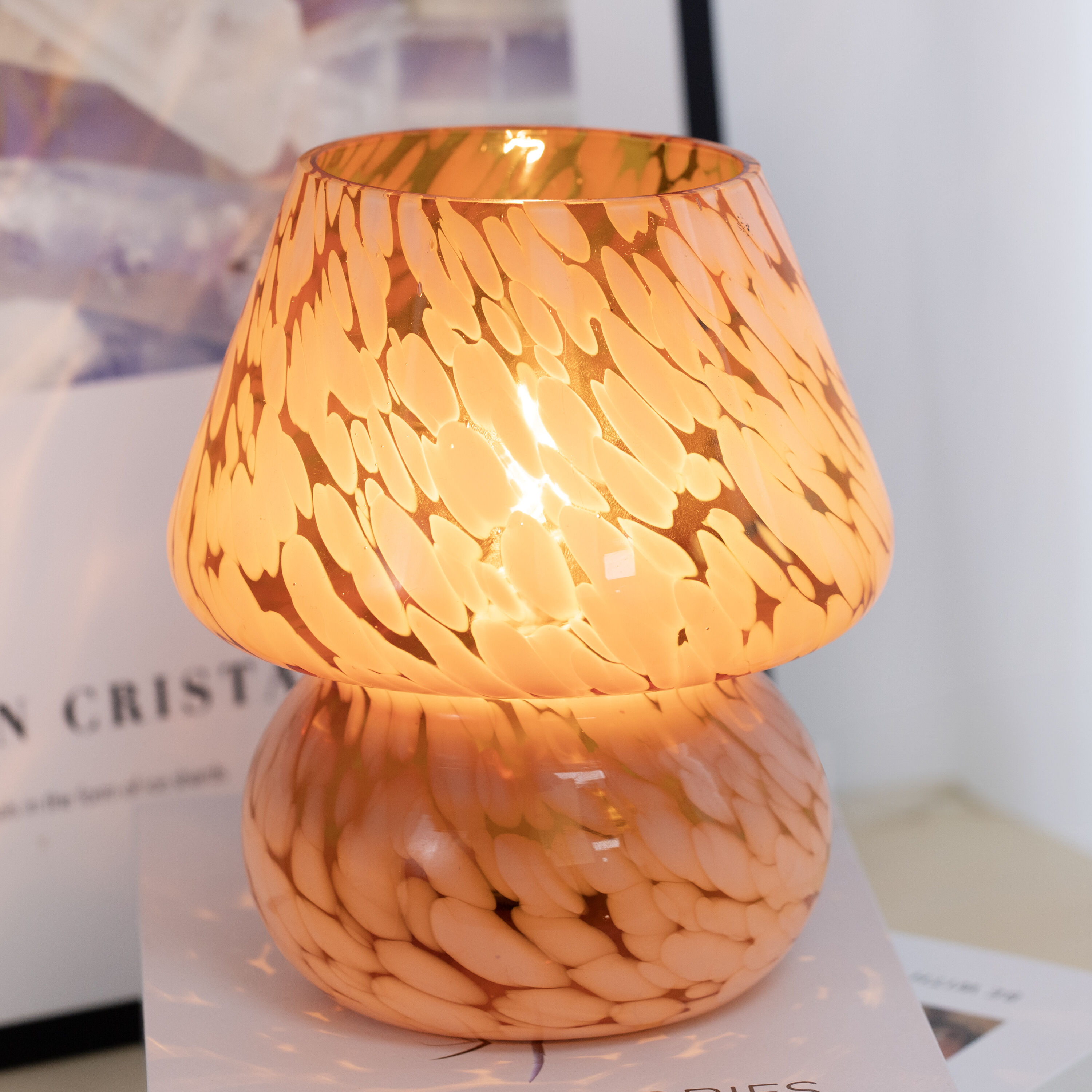 UrFurnishings TD-76 Cute 7.25-in Brown LED Incandescent Table Lamp with