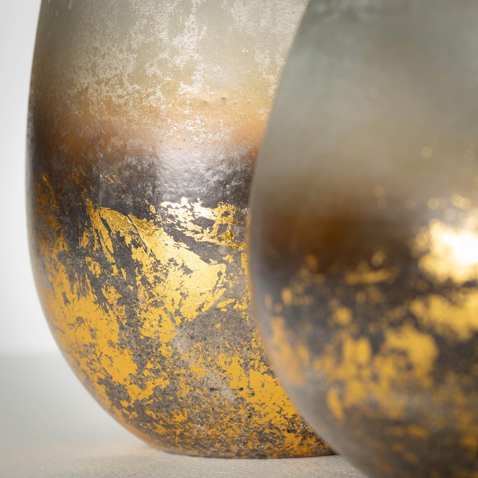 Elegant Frosted Gold Leaf Glass Decorative Table Vases Set
