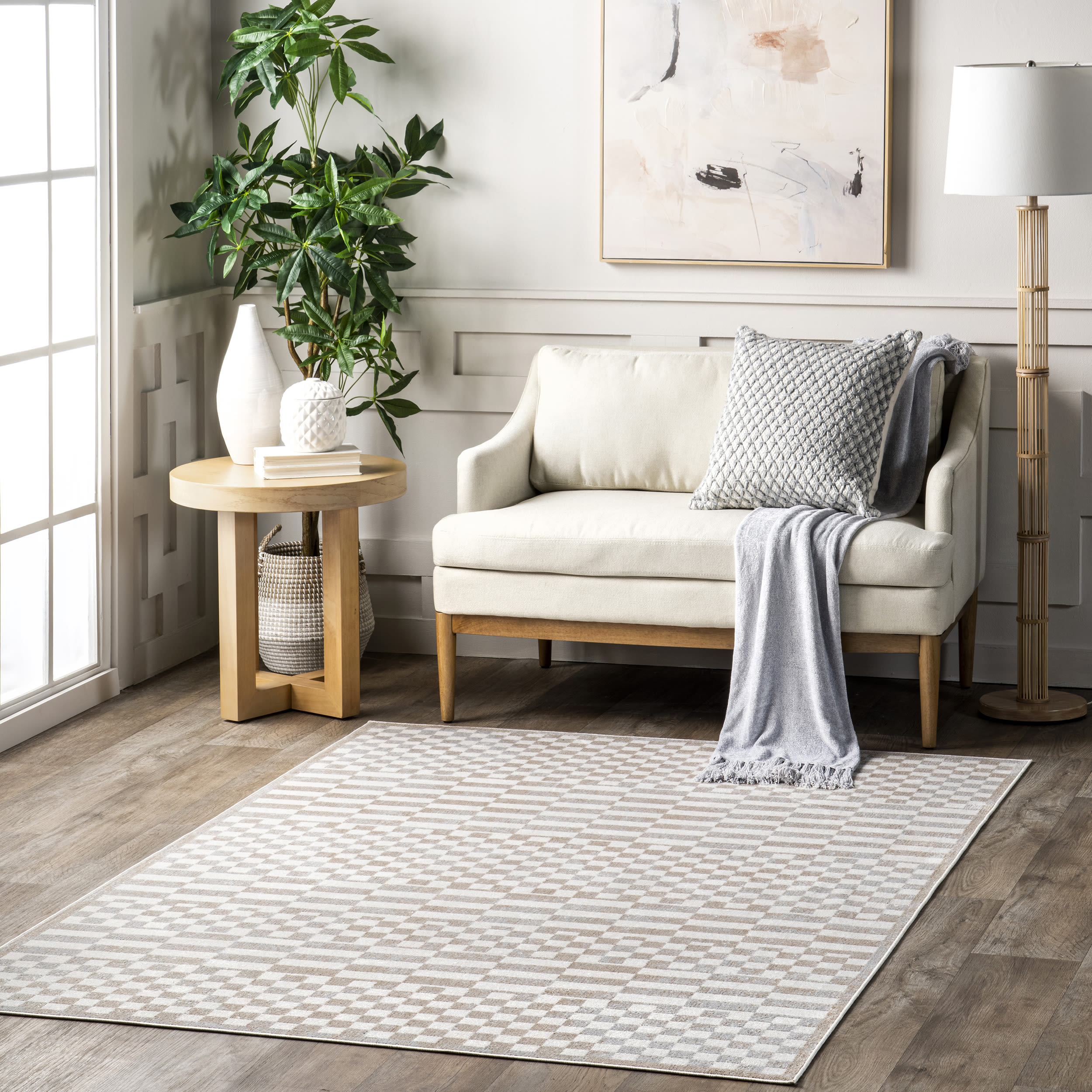 Beige and White Geometric 4' x 6' Washable Area Rug