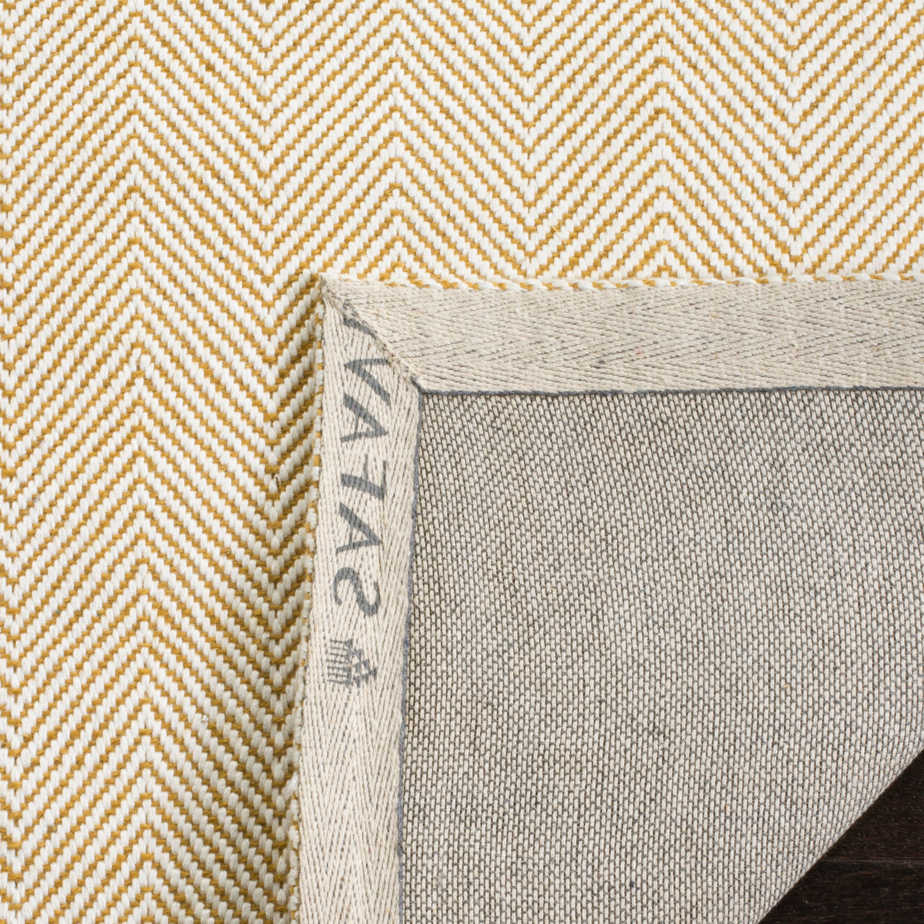 Safavieh MRB721D-28 rugs - View #4