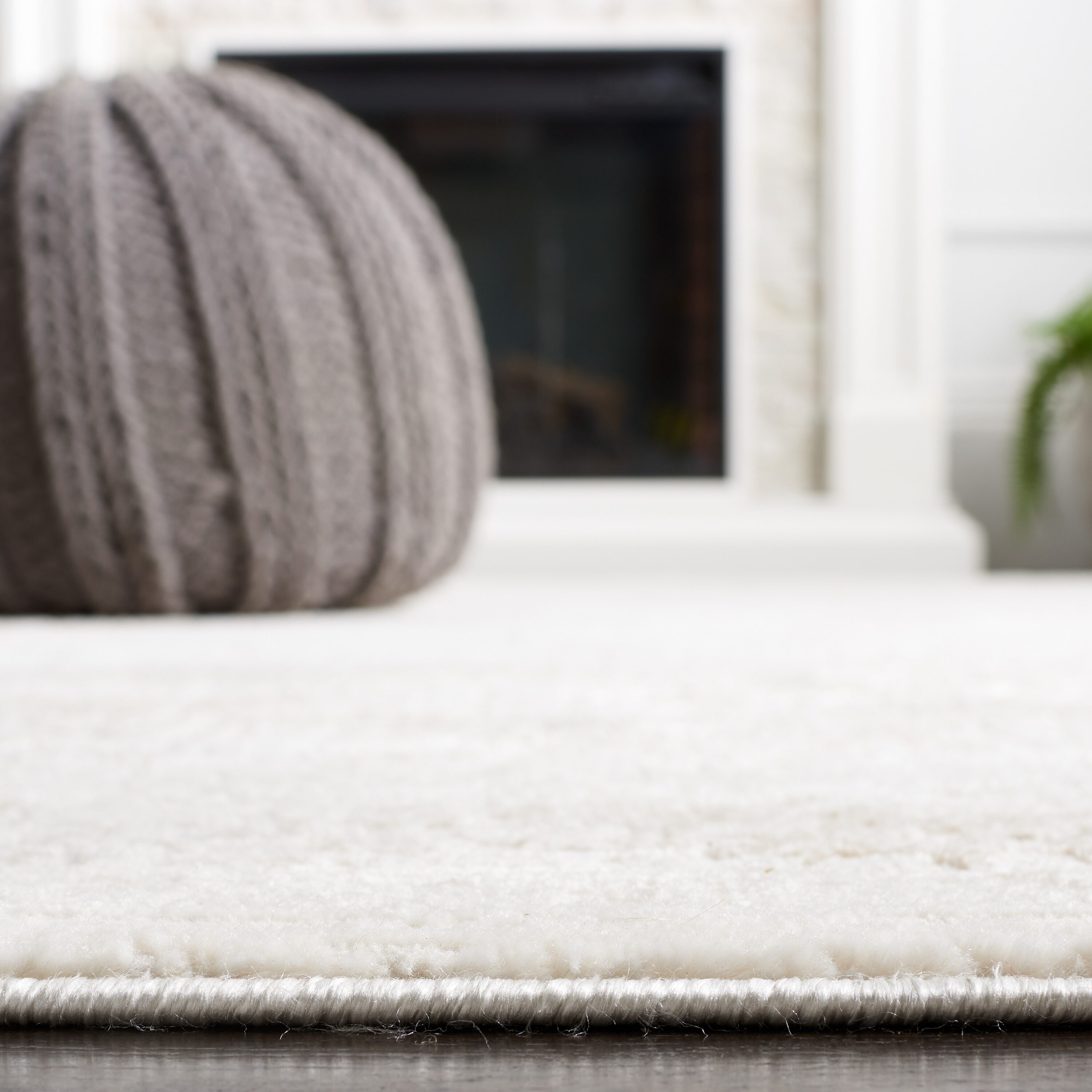 Safavieh HAN101B-5 rugs - View #4