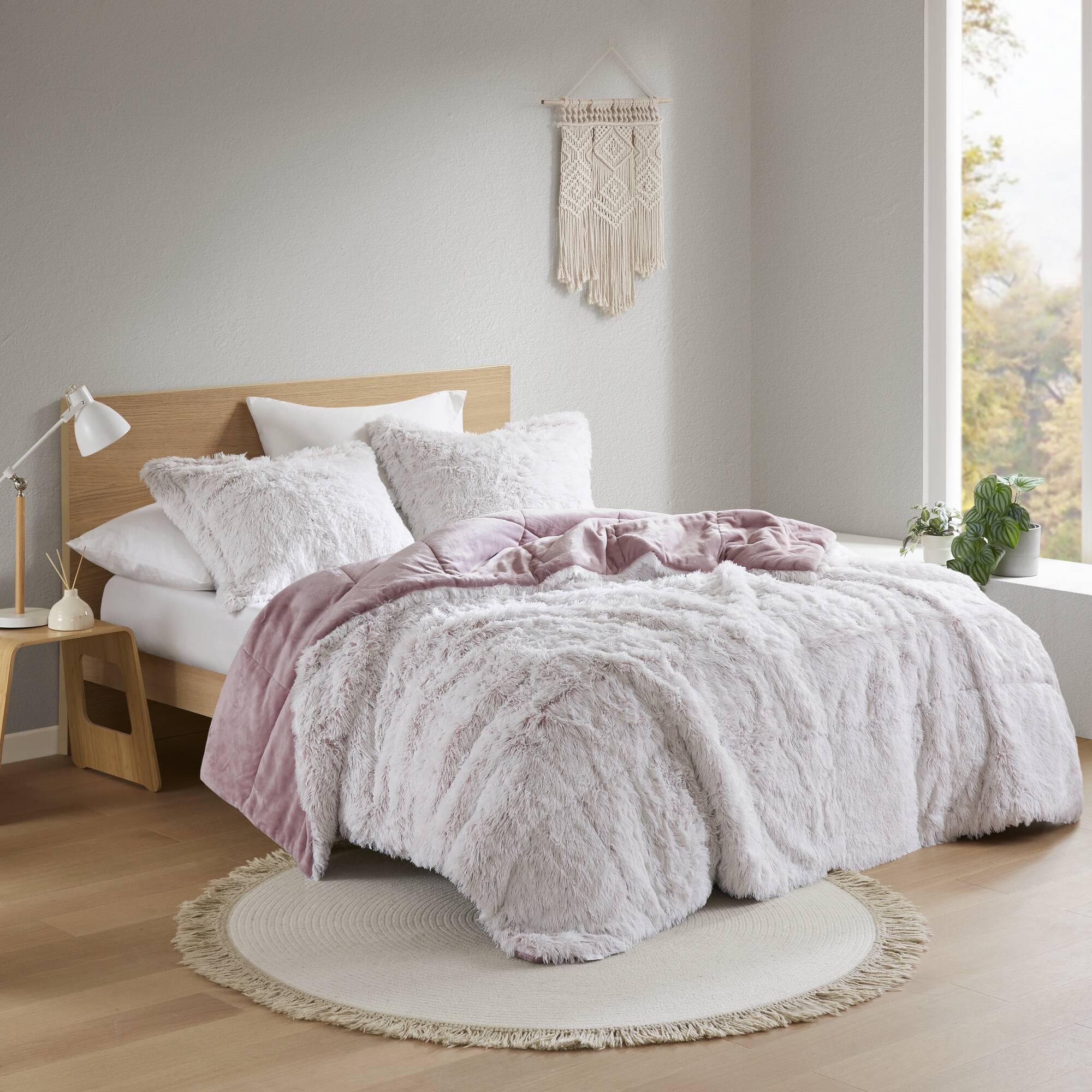 Tinyhomie 3 PCS Full/Queen Shaggy Faux Fur Comforter Mini Set Pink/White