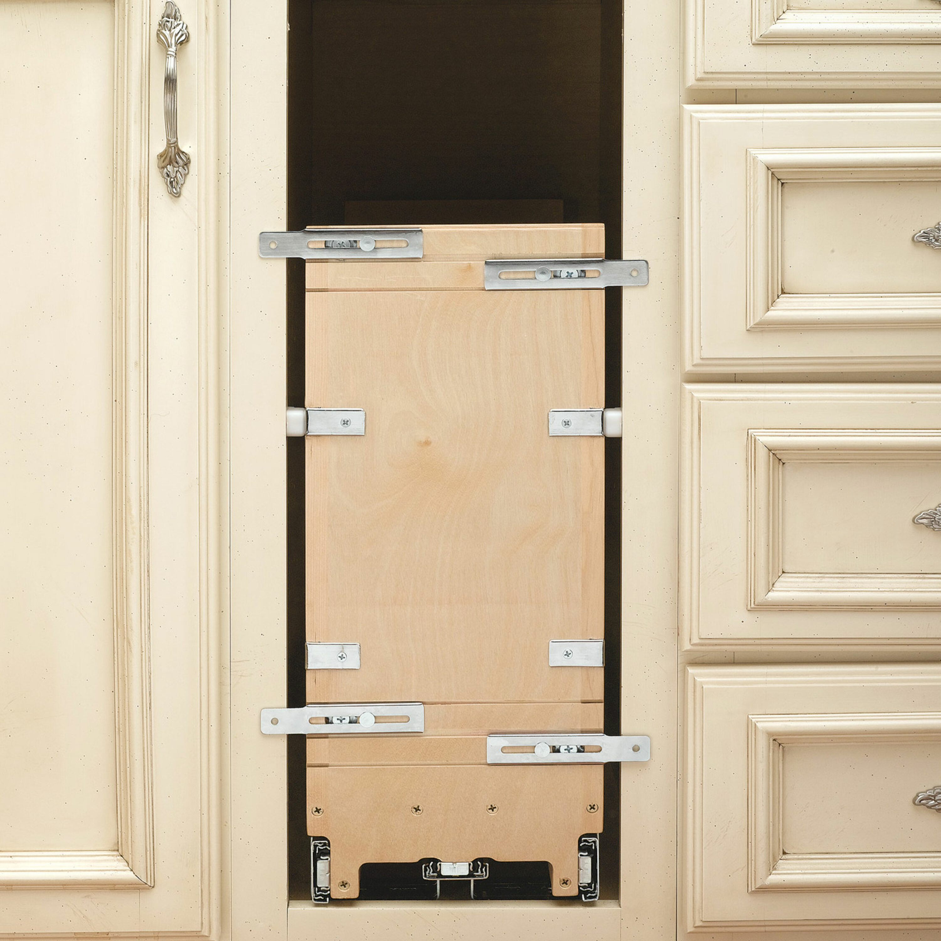 Rev-A-Shelf 166216 Pull-Out-Cabinet-Baskets - View #4
