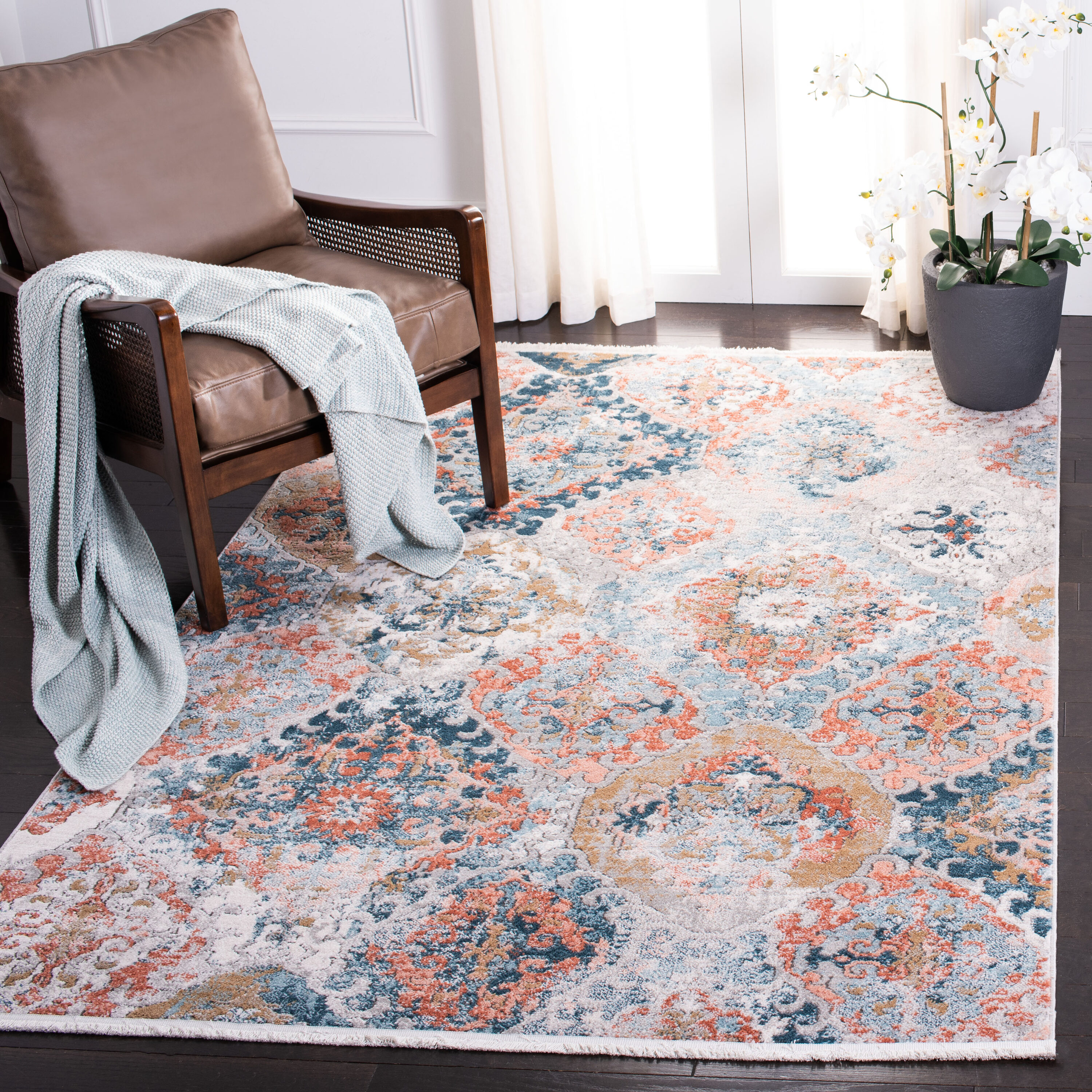 Shivan 787M Blue Rose 4 x 6 Rectangular Area rug