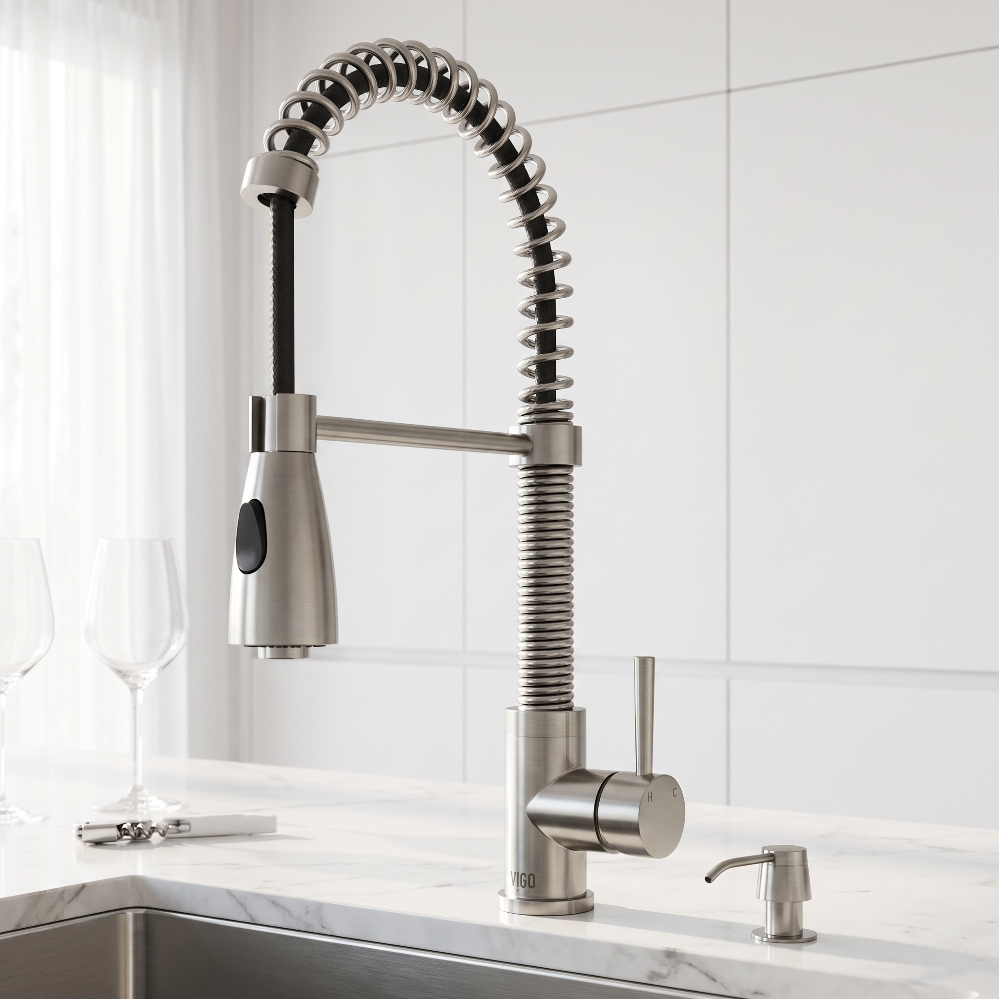 VIGO - Brant Stainless steel Single Handle Deck-mount Commercial Pull down with Sprayer (Includes...