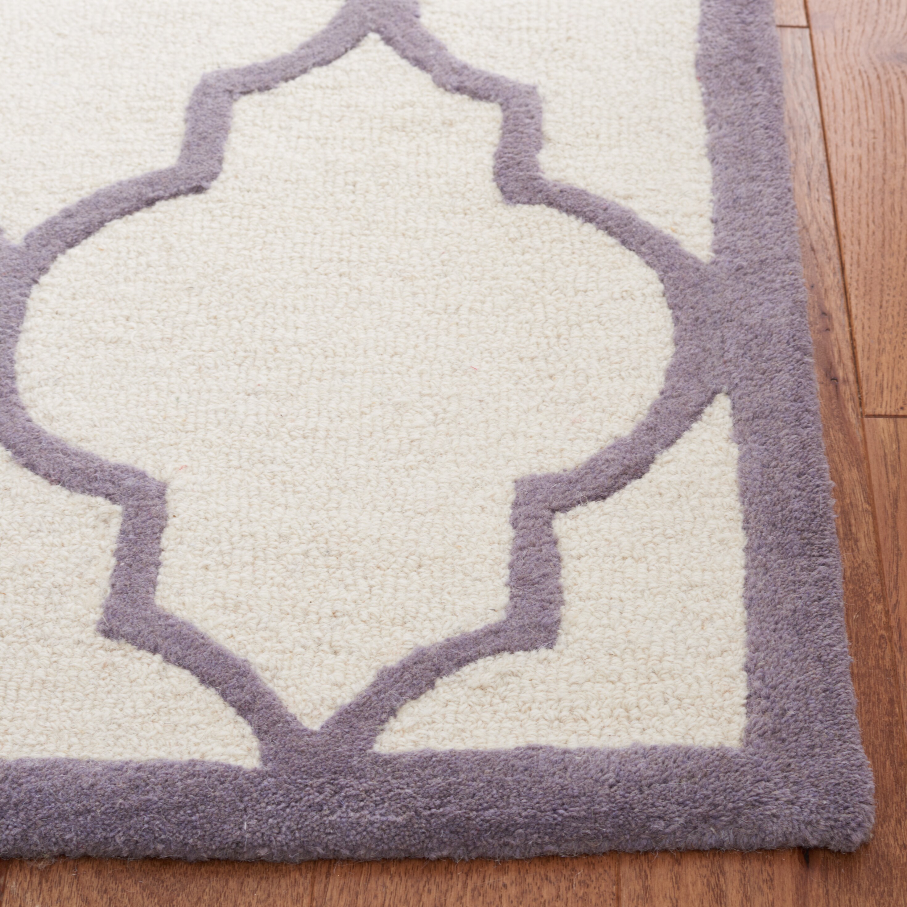 Safavieh CAM134Y-24 rugs - View #2