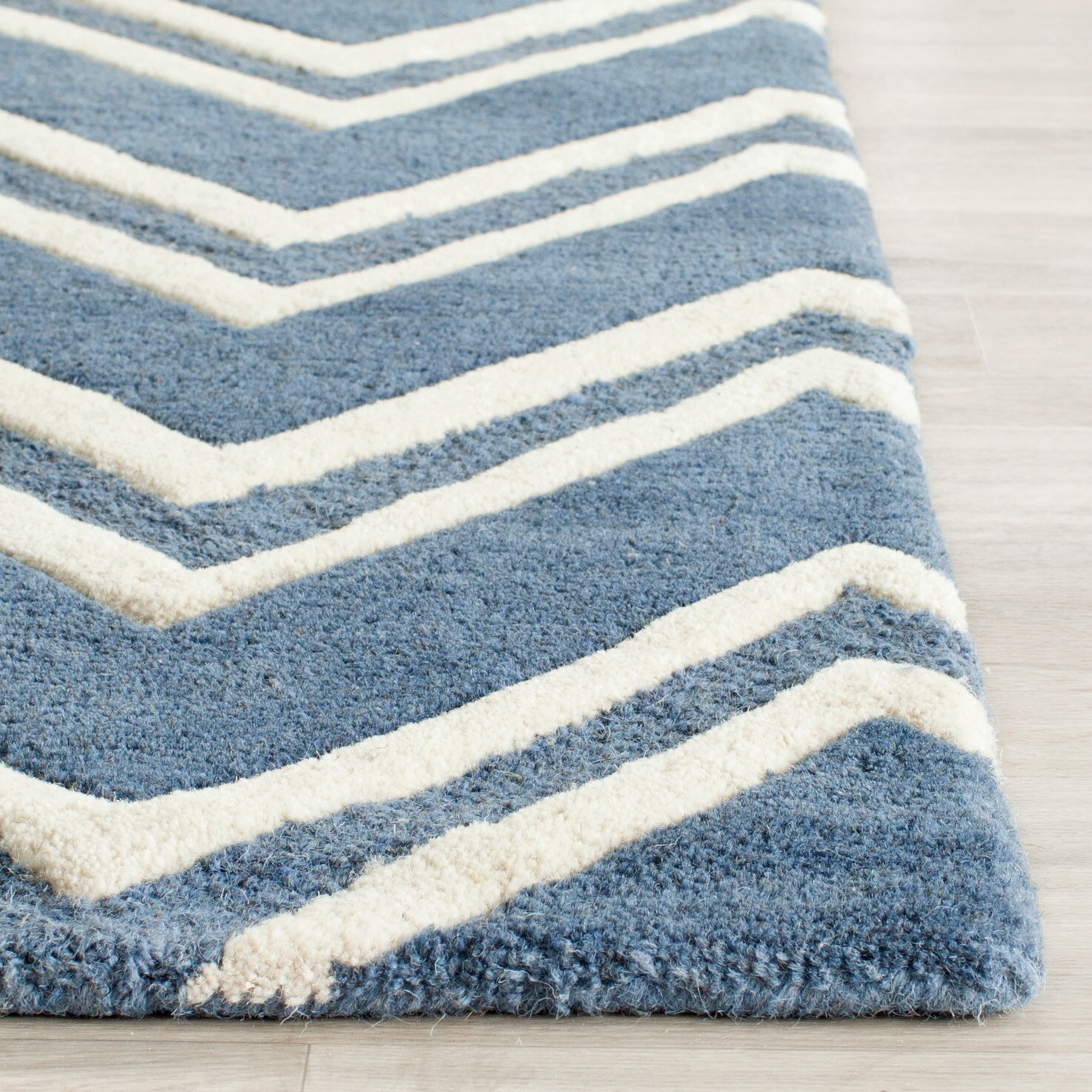 Safavieh CAM581C-6 rugs - View #3