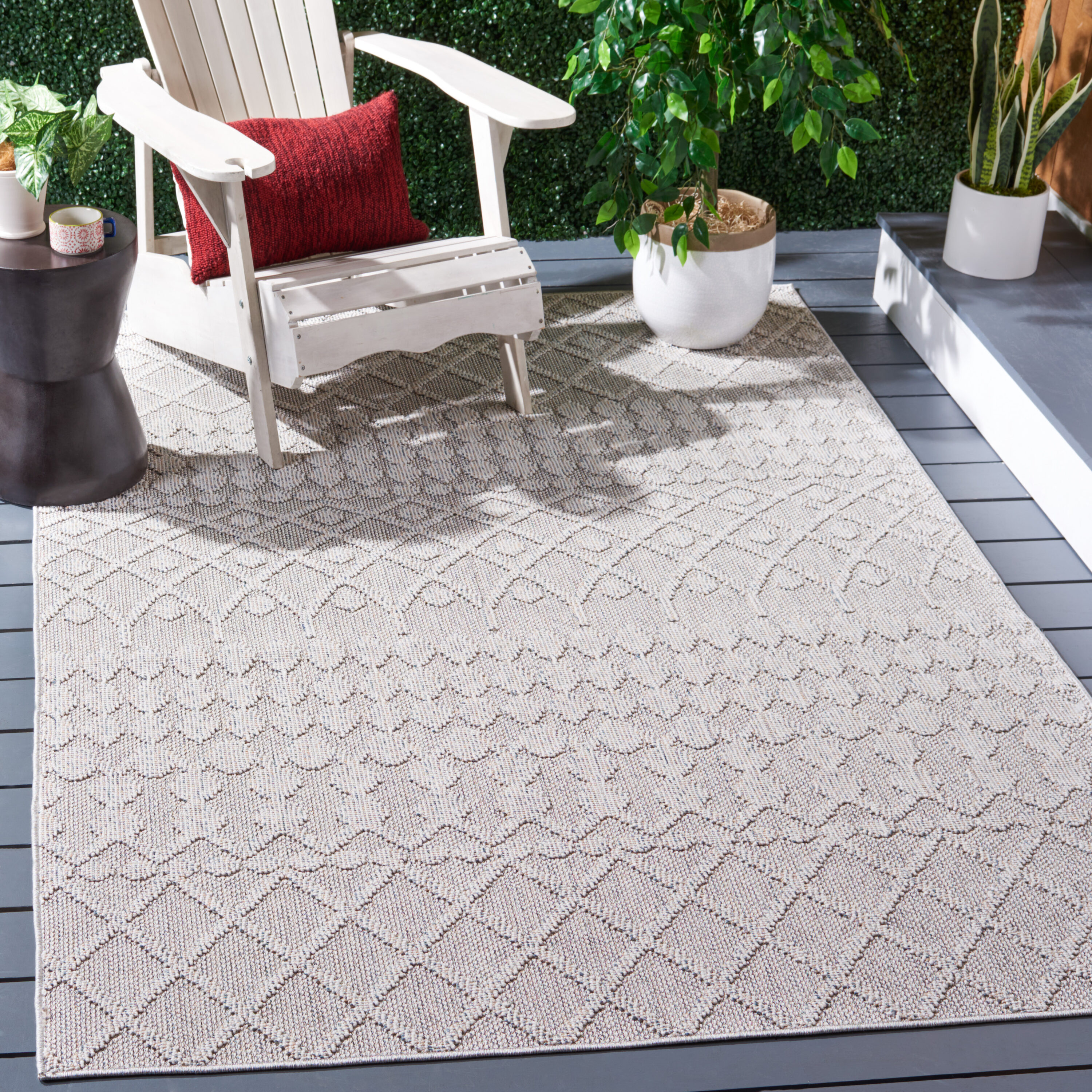 Safavieh GLB206F-9 Global 9 x 12 (ft) Synthetic Gray/Ivory Rectangular Indoor/Outdoor Geometric Area rug