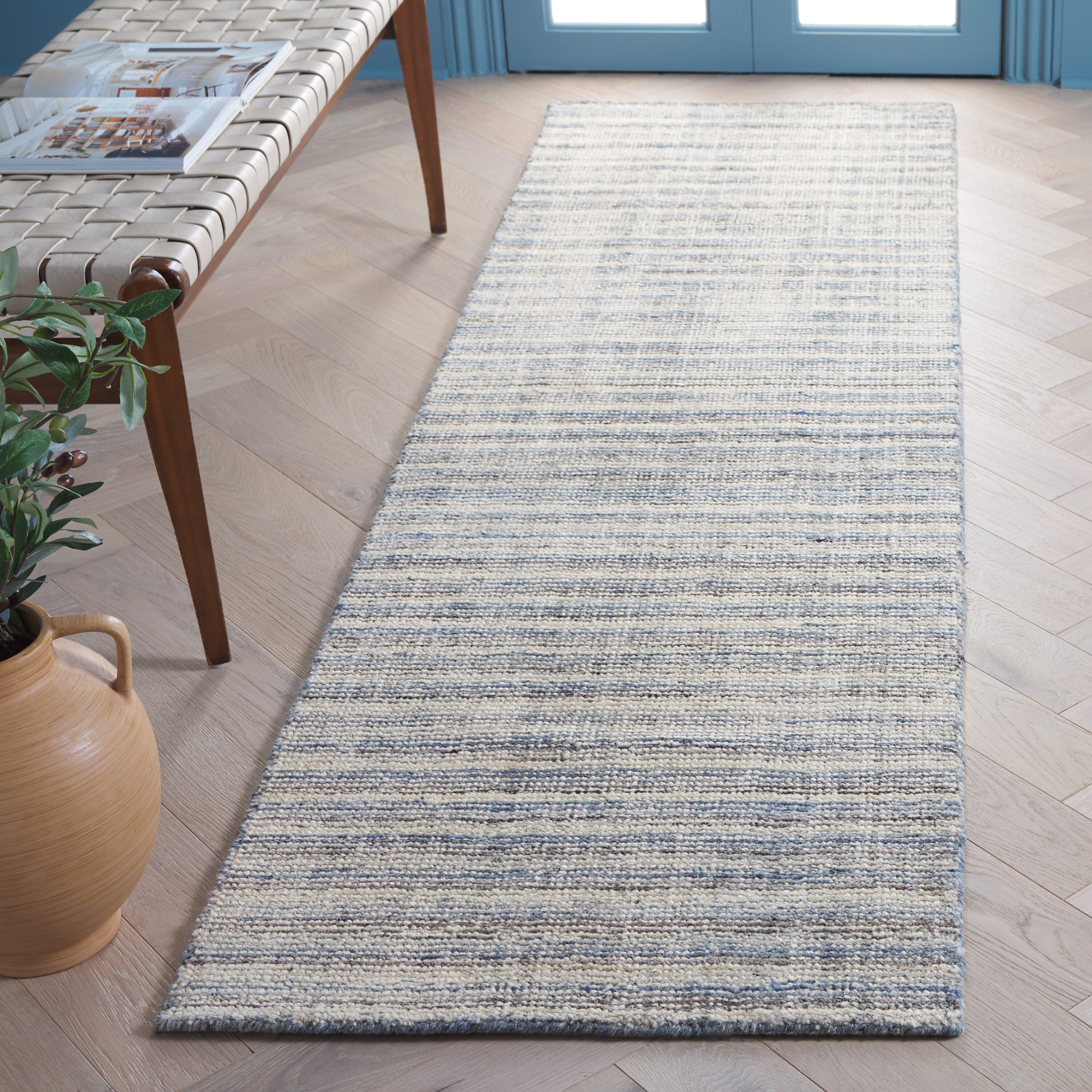  Mirage 462 Ivory/Blue Contemporary 2ft-3in x 8ft Runner Rug