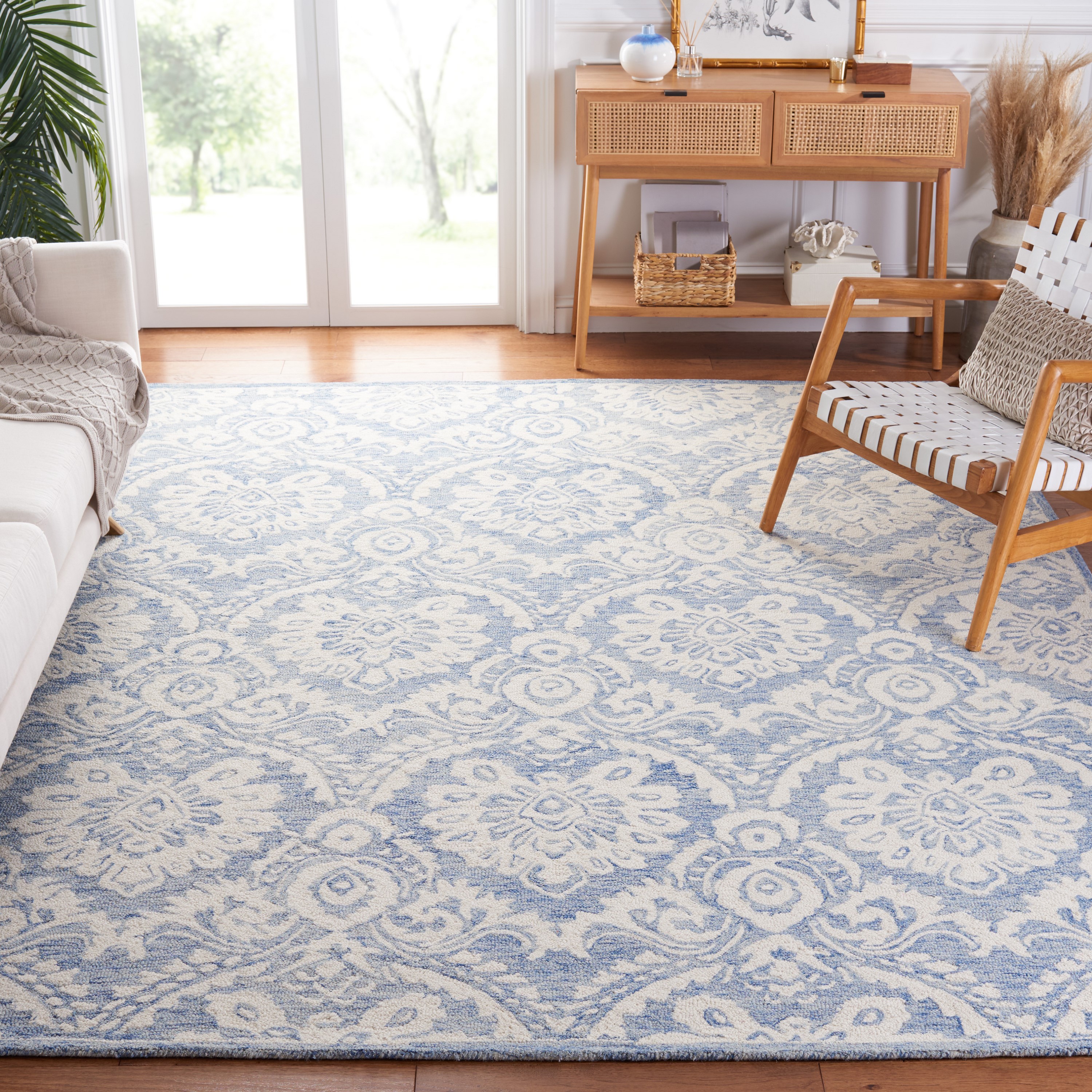 Safavieh BLM106M-8 Blossom Littie 8 x 10 (ft) Tufted Wool Blue/Ivory Rectangular Indoor Abstract Bohemian/Eclectic Area rug