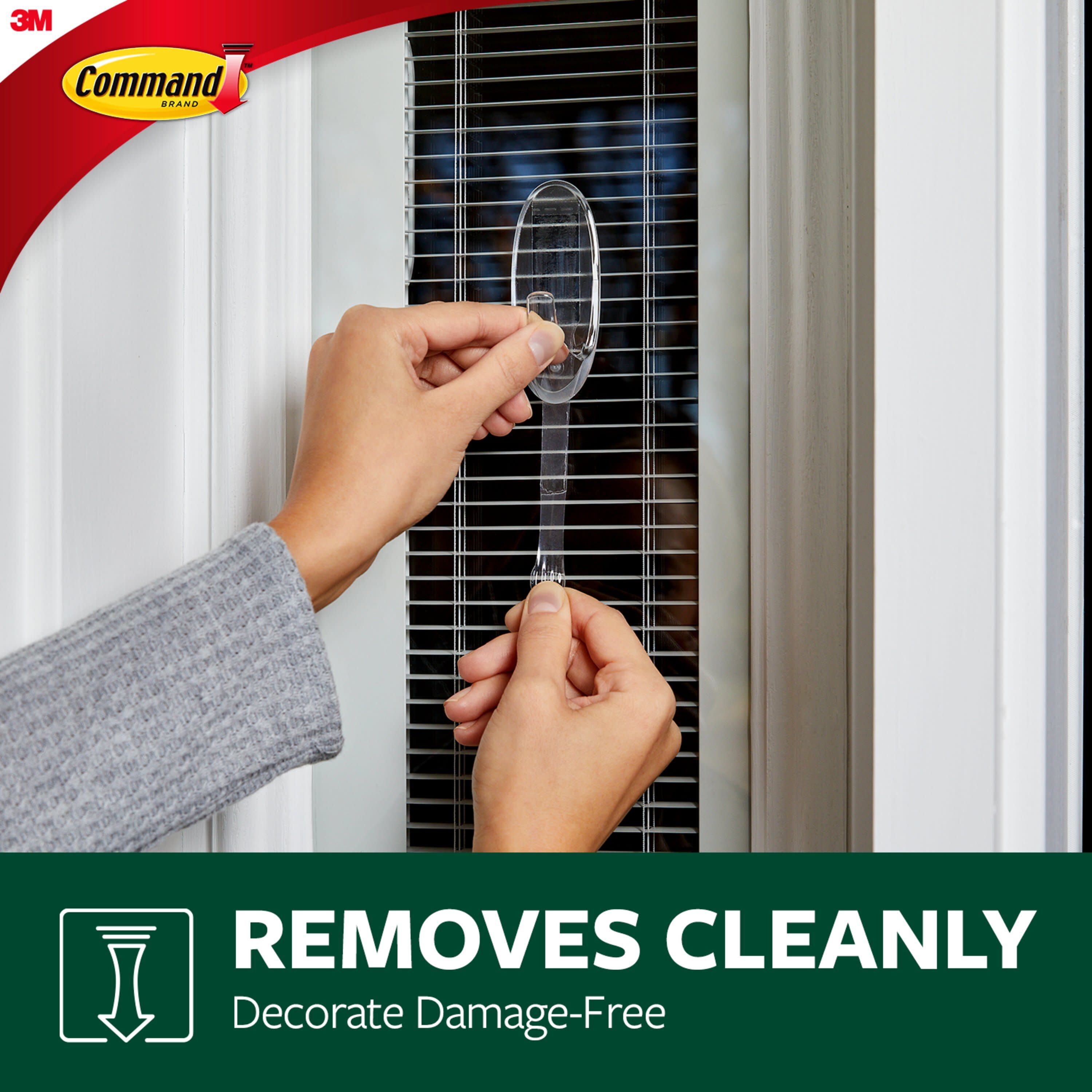 Command Large Outdoor Clear Adhesive Window Hook (4-lb Capacity) in the  Christmas Hooks & Hangers department at