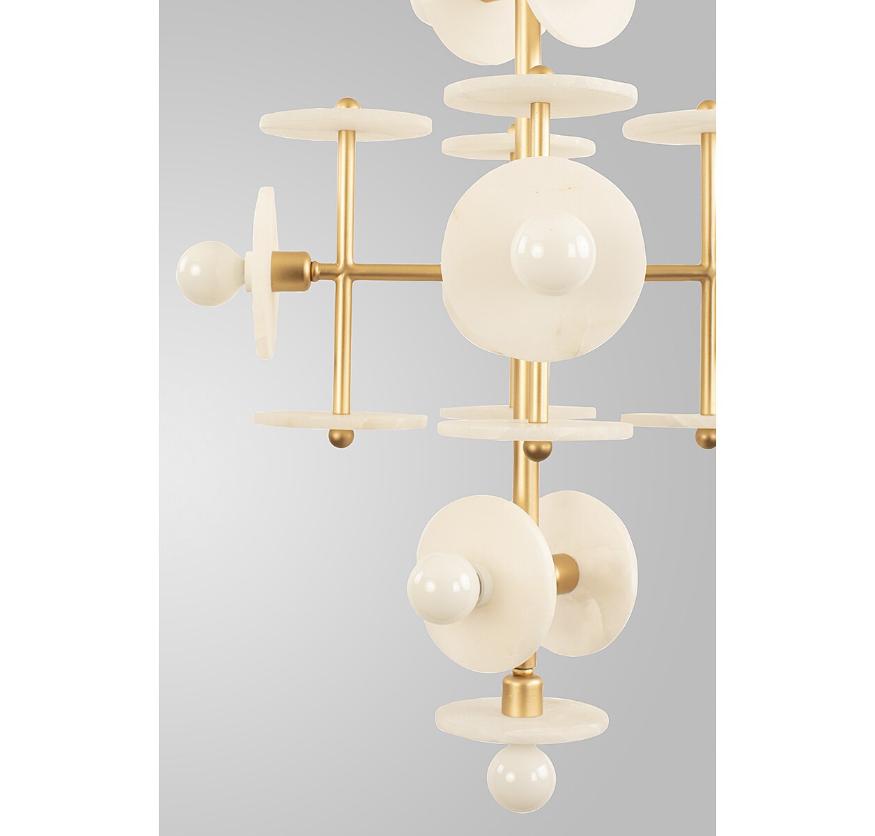 Amani Royal Gold 9-Light Modern LED Chandelier