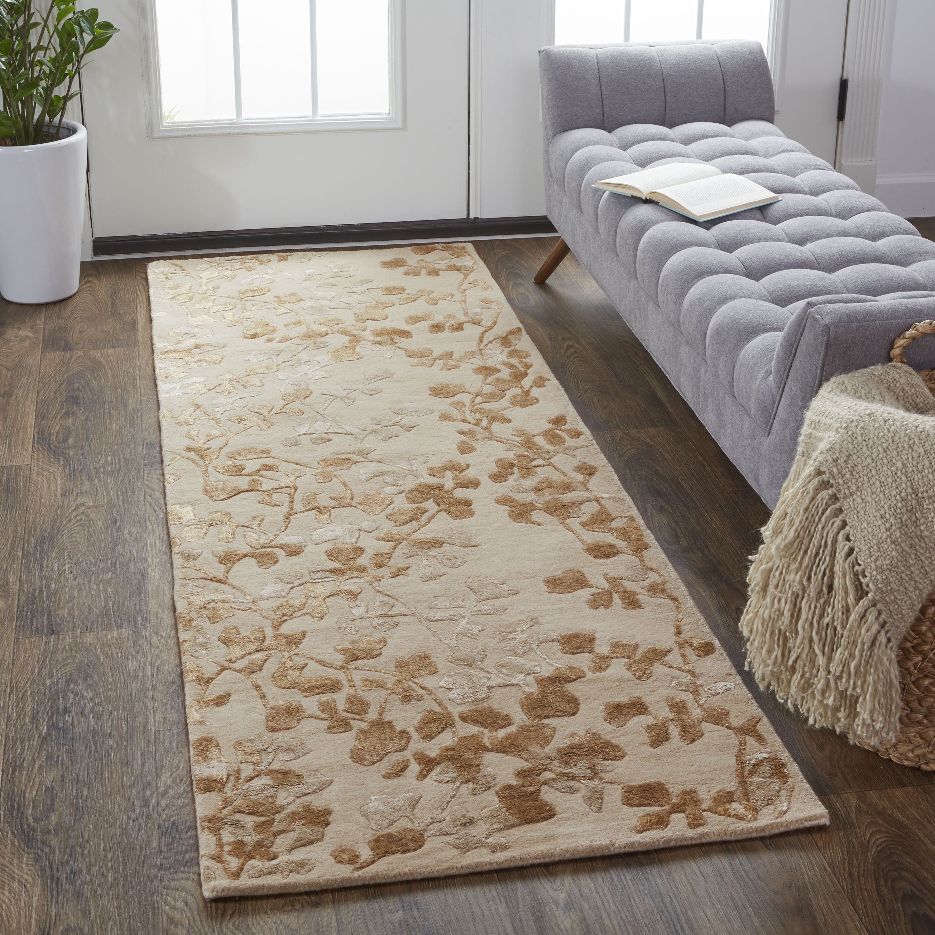 Room Envy 969R8832GLDBGEI68 Khalo 3 x 8 (ft) Tufted Wool Beige/Straw Gold Rectangular Indoor Floral/Botanical Farmhouse/Cottage Runner rug