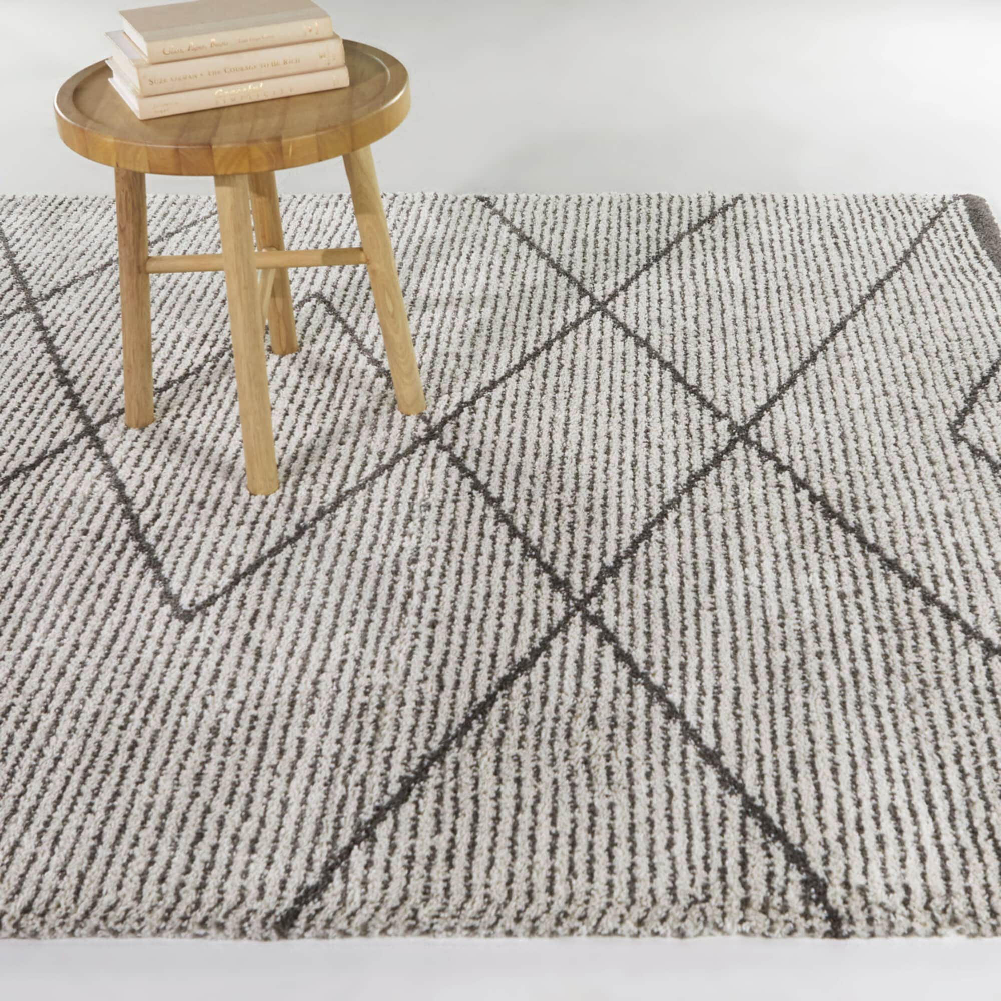 Balta 3116734 5 x 6 (ft) Polypropylene Charcoal Rectangular Indoor Geometric Global Area rug