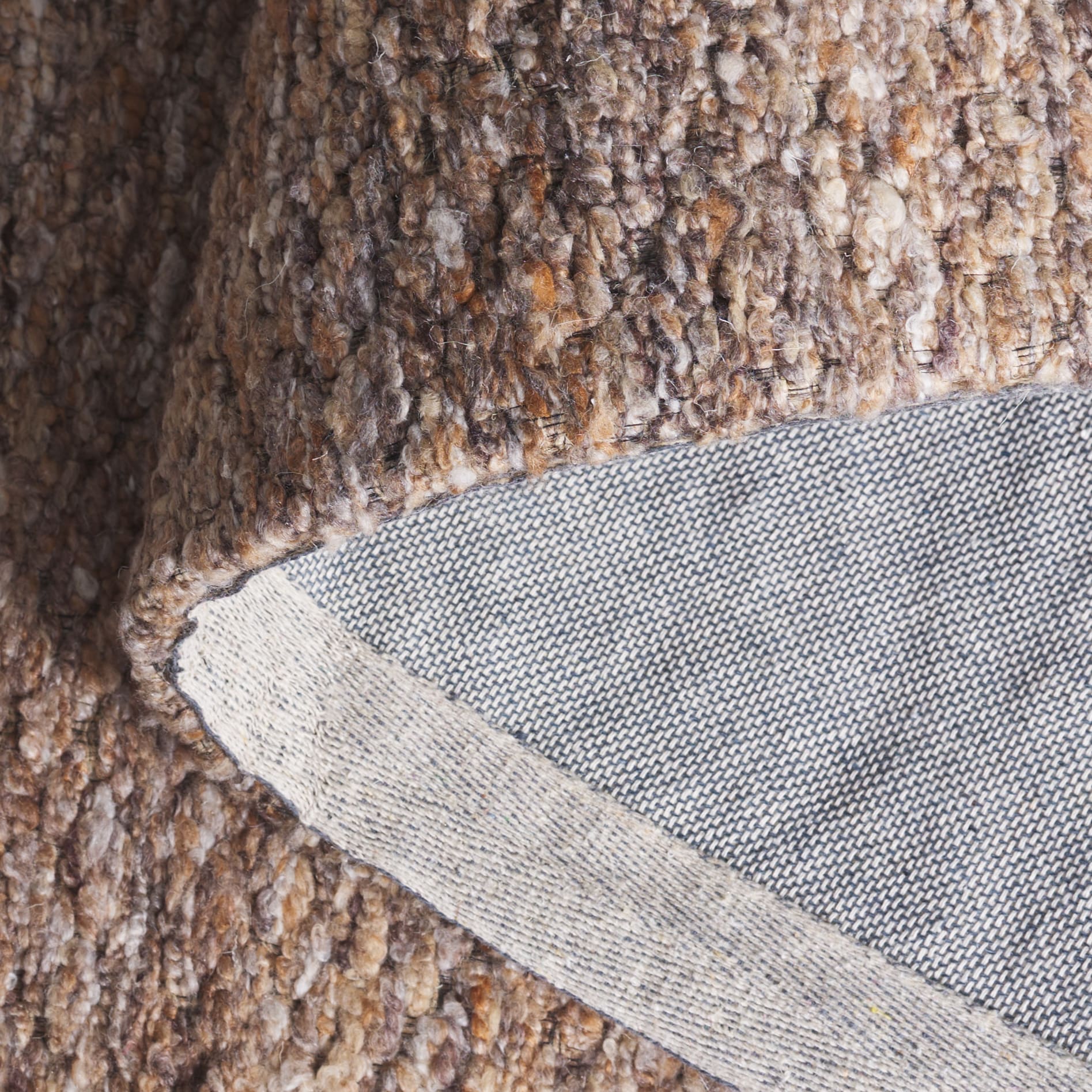 Safavieh HVT114T-4 rugs - View #6