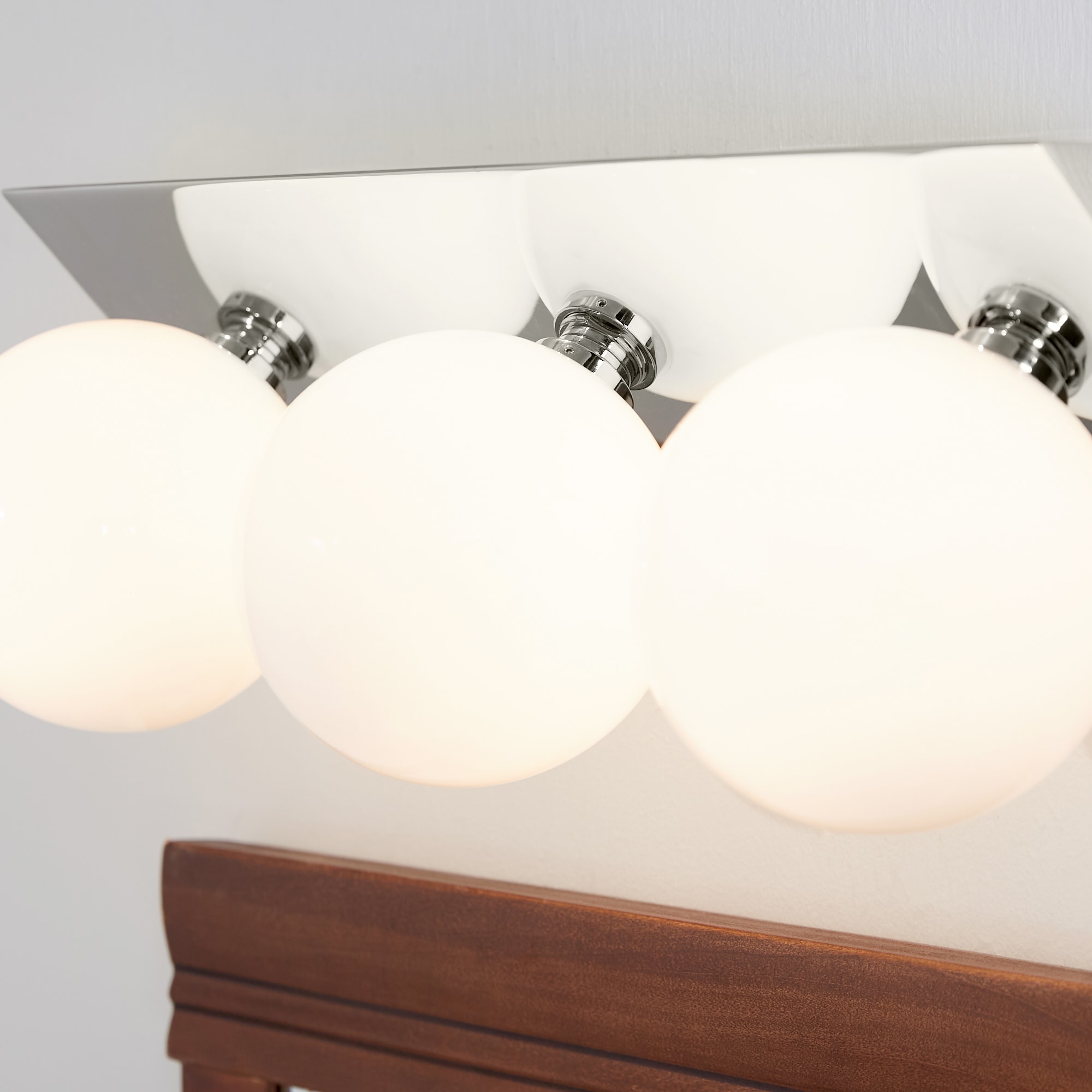 Mitzi by Hudson Valley Lighting Aspyn 18.25-in 3-Light Mitzi by Hudson Valley Lighting Aspyn 18.25-in 3-Light