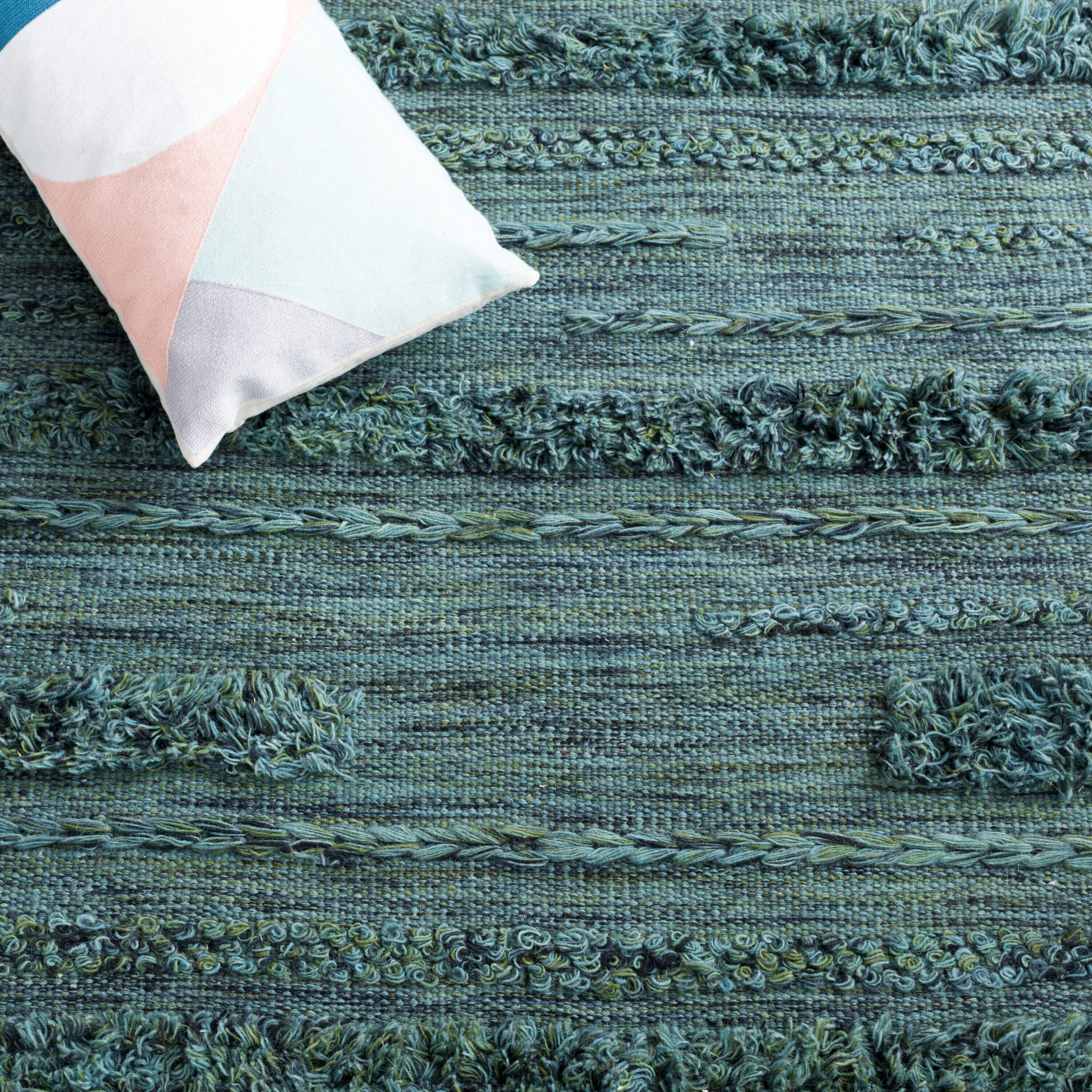 Safavieh VRM901Y-4 rugs - View #5