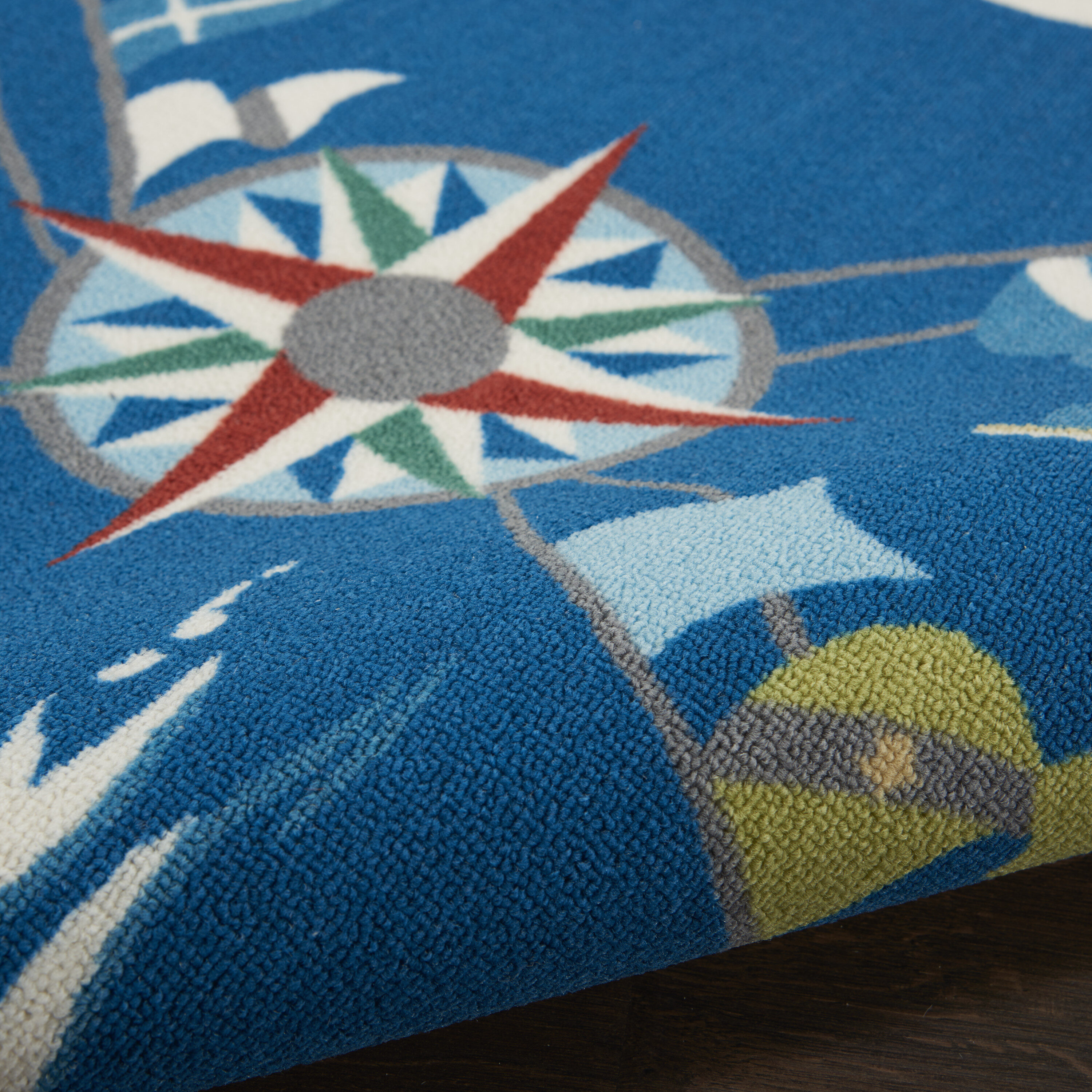 Blue Diamond Nautical Reversible 4' x 6' Synthetic Area Rug