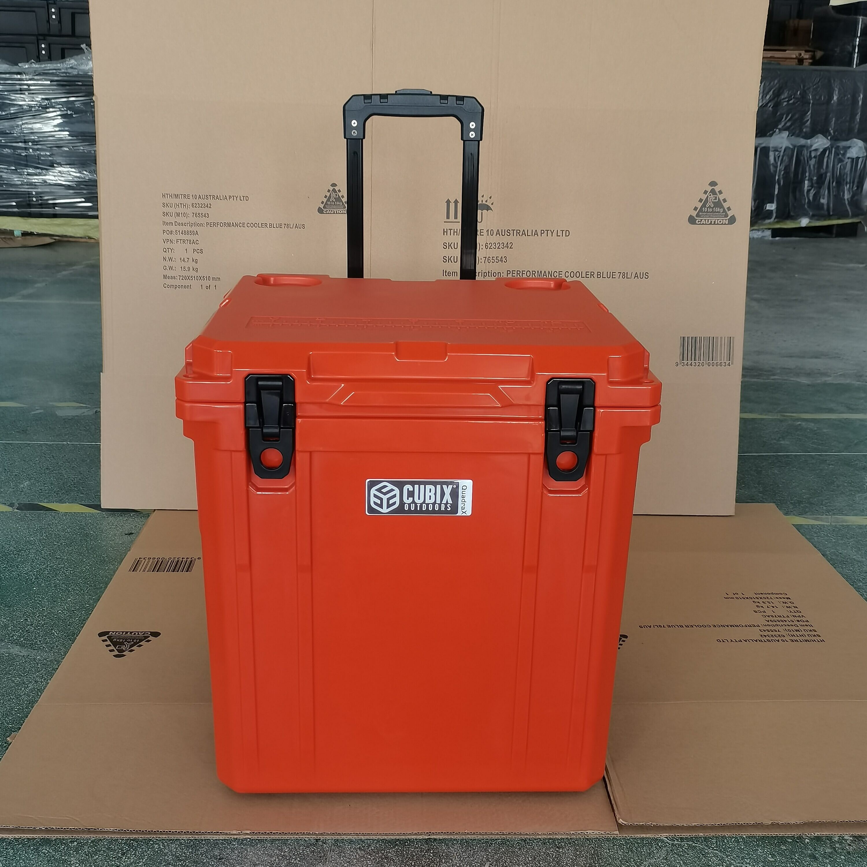 Cubix Outdoors CC-46QORGWHL Beverage-Coolers - View #2
