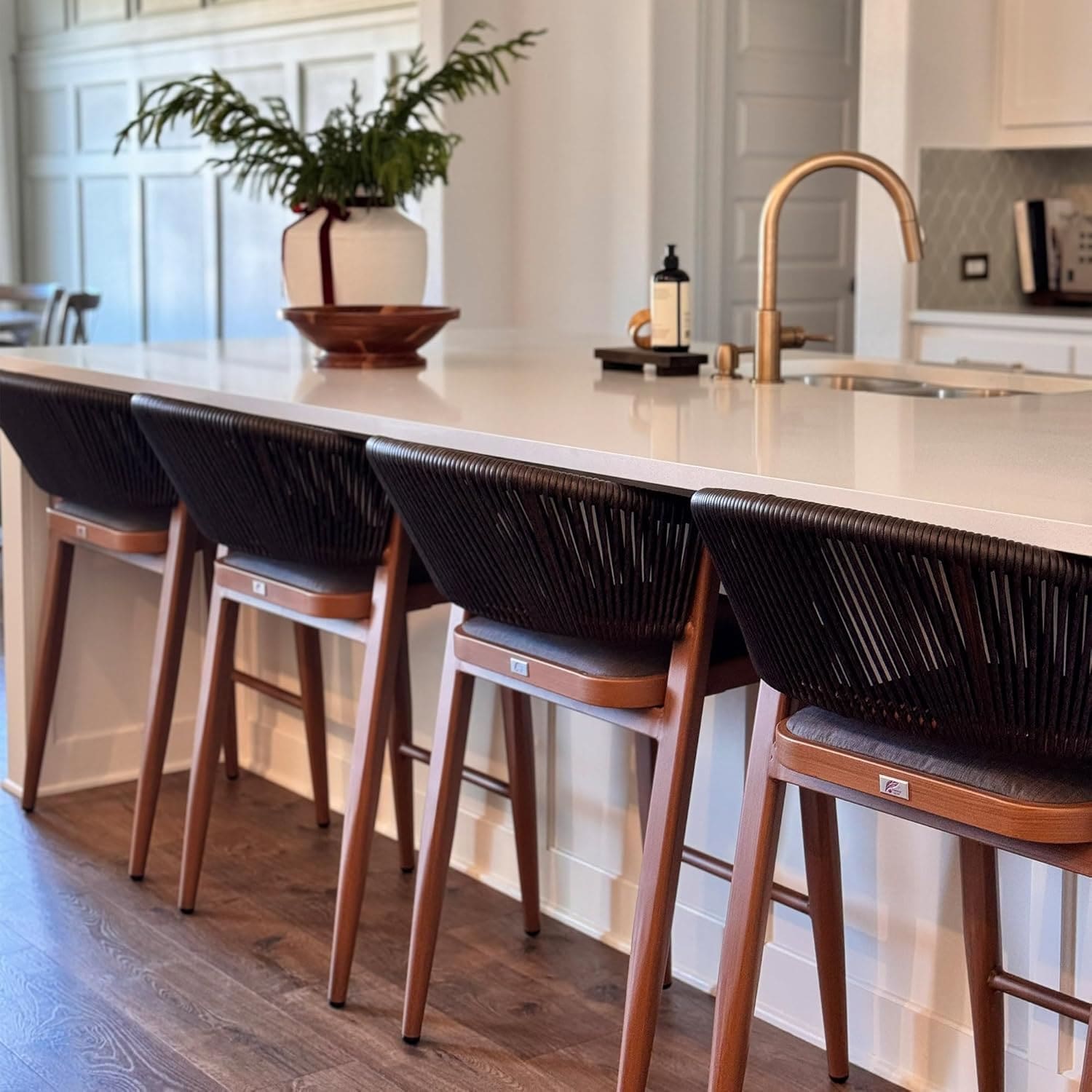 PURPLE LEAF LS04-BC02-SX-MZ-1 Shell look backrest barstools 2 -Set Brown 24.8-in H Counter height Round seat Upholstered Metal Bar Stool and Back