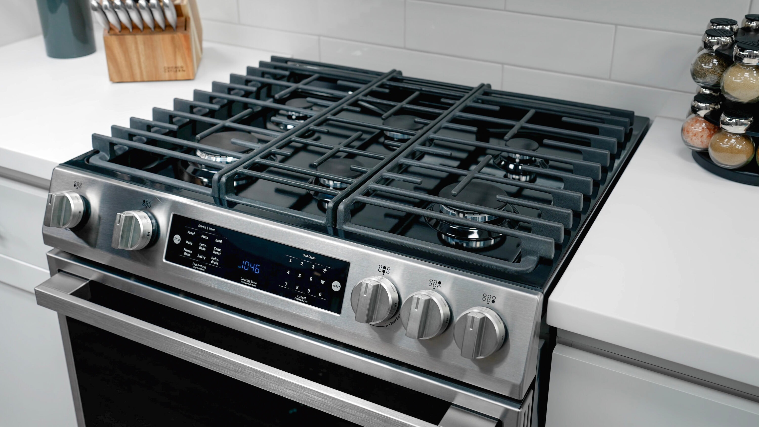 Hisense HFG3601CPS Freestanding-Gas-Ranges - View #17