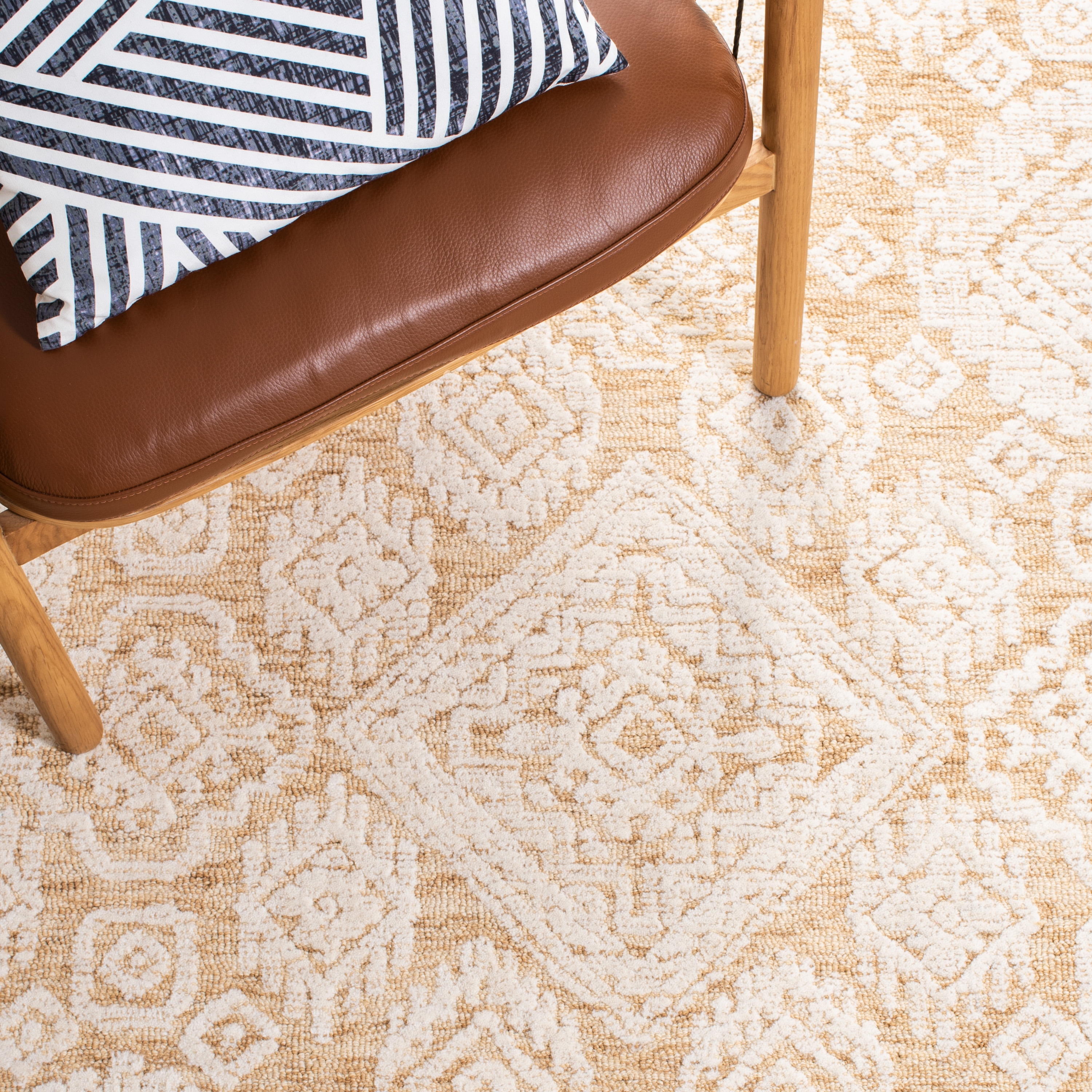 Safavieh MET987D-5 rugs - View #8