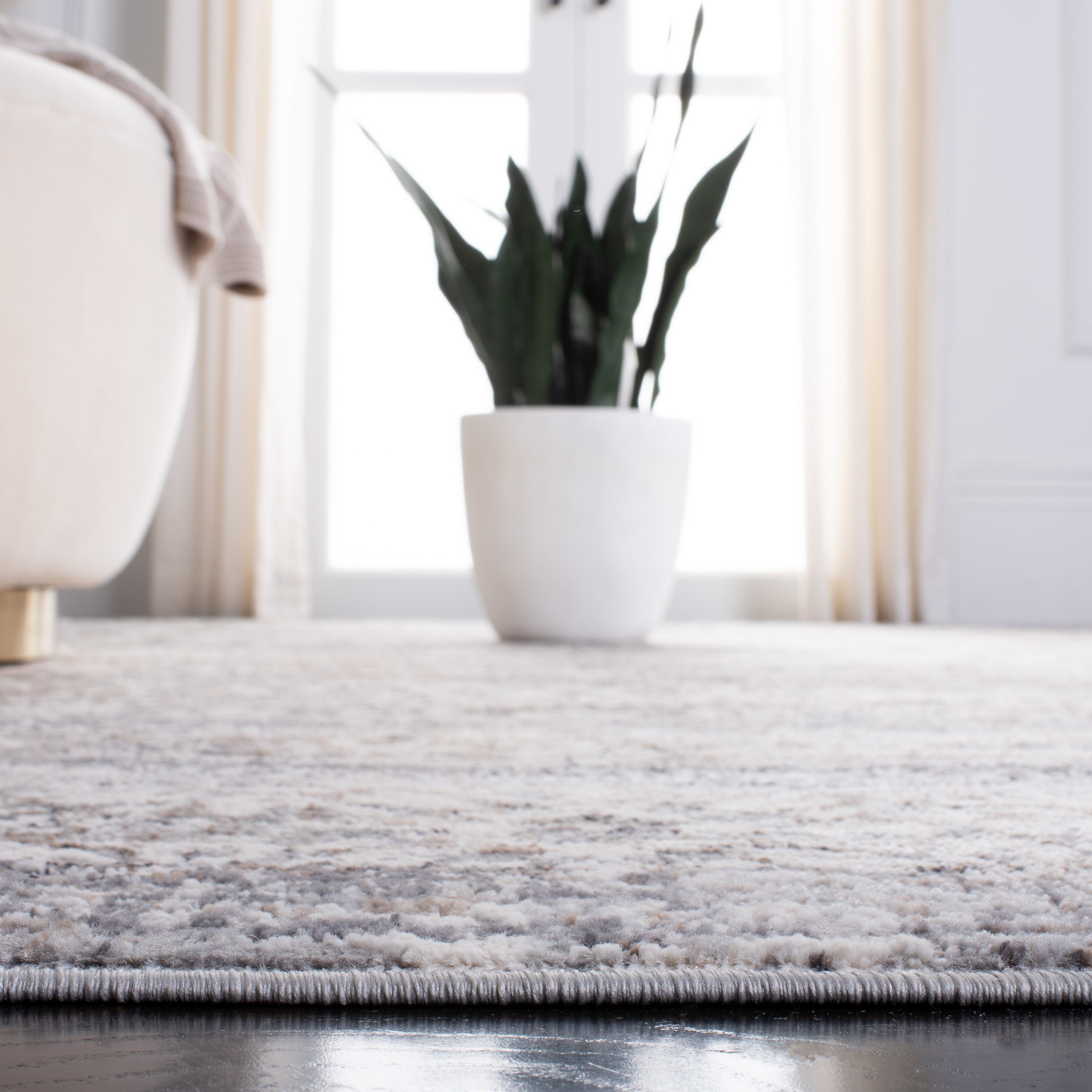 Safavieh ALA484H-5 rugs - View #4