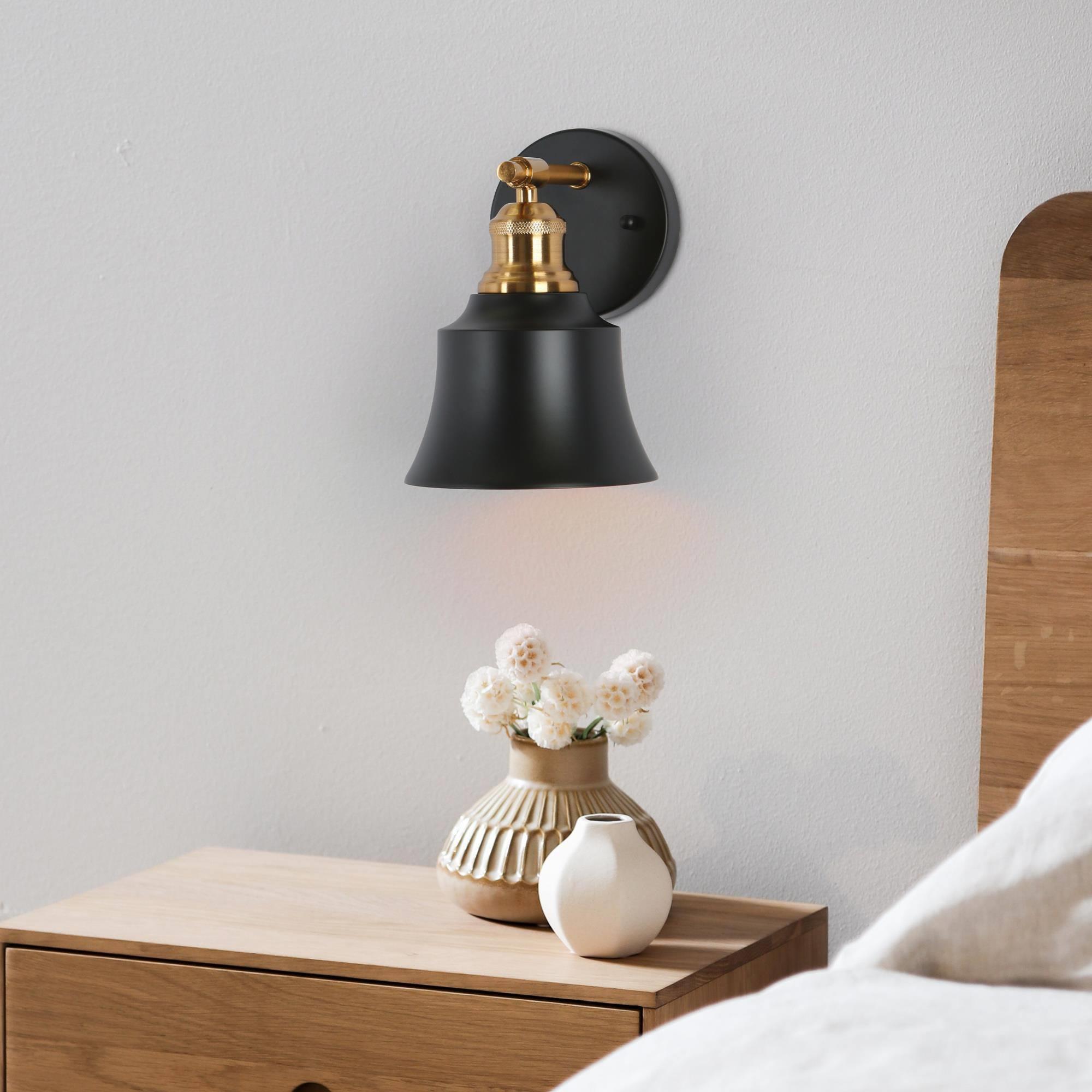 Uolfin Q7VNEA-LWS247W1-I8 6-in W 1 -Light Matte Black Wall Sconce